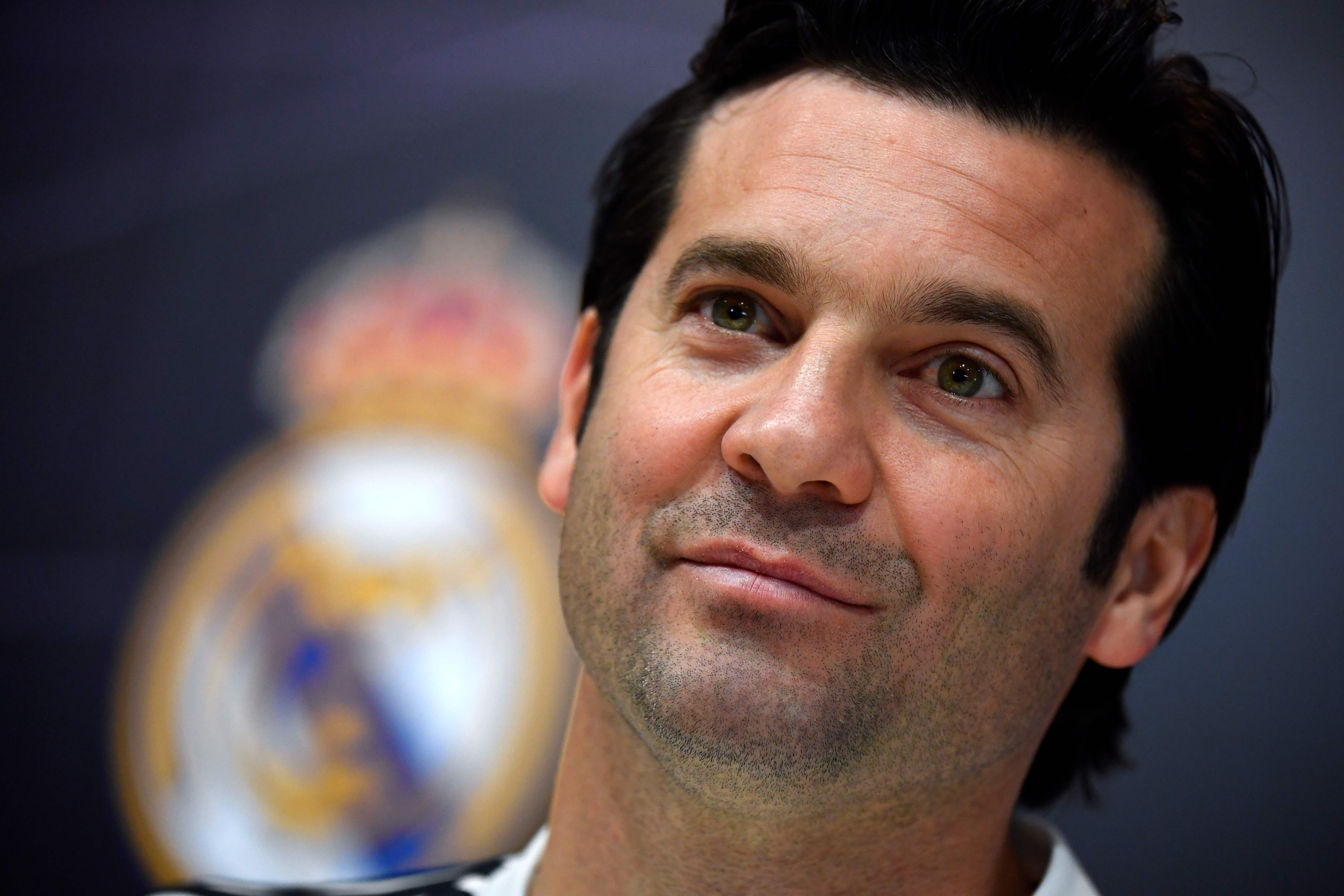 El técnico argentino, del Real Madrid, Santiago Solari dirigirá su primer Clásico de la Copa del Rey frente al Barcelona. (Foto Prensa Libre: AFP)