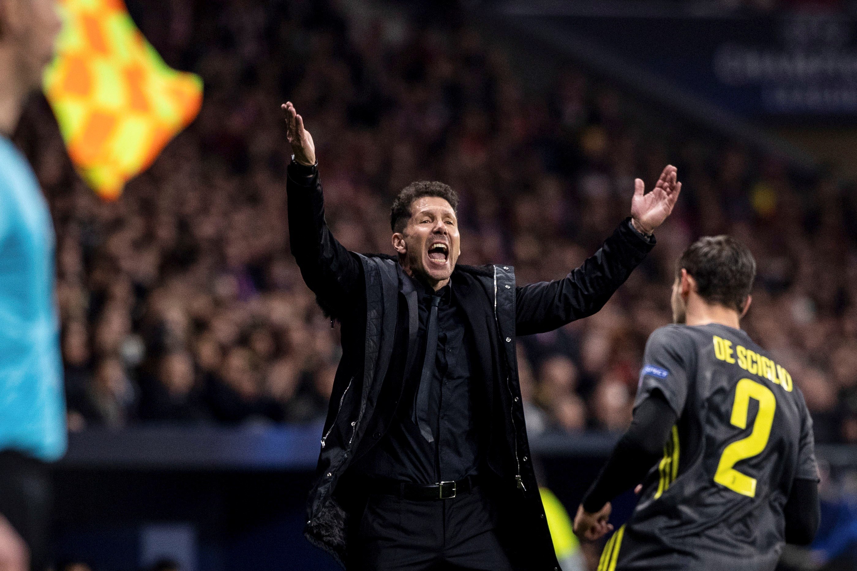 El entrenador del Atlético de Madrid, el argentino Diego Simeone, durante el partido ante el Juventus. (Foto Prensa Libre: EFE)