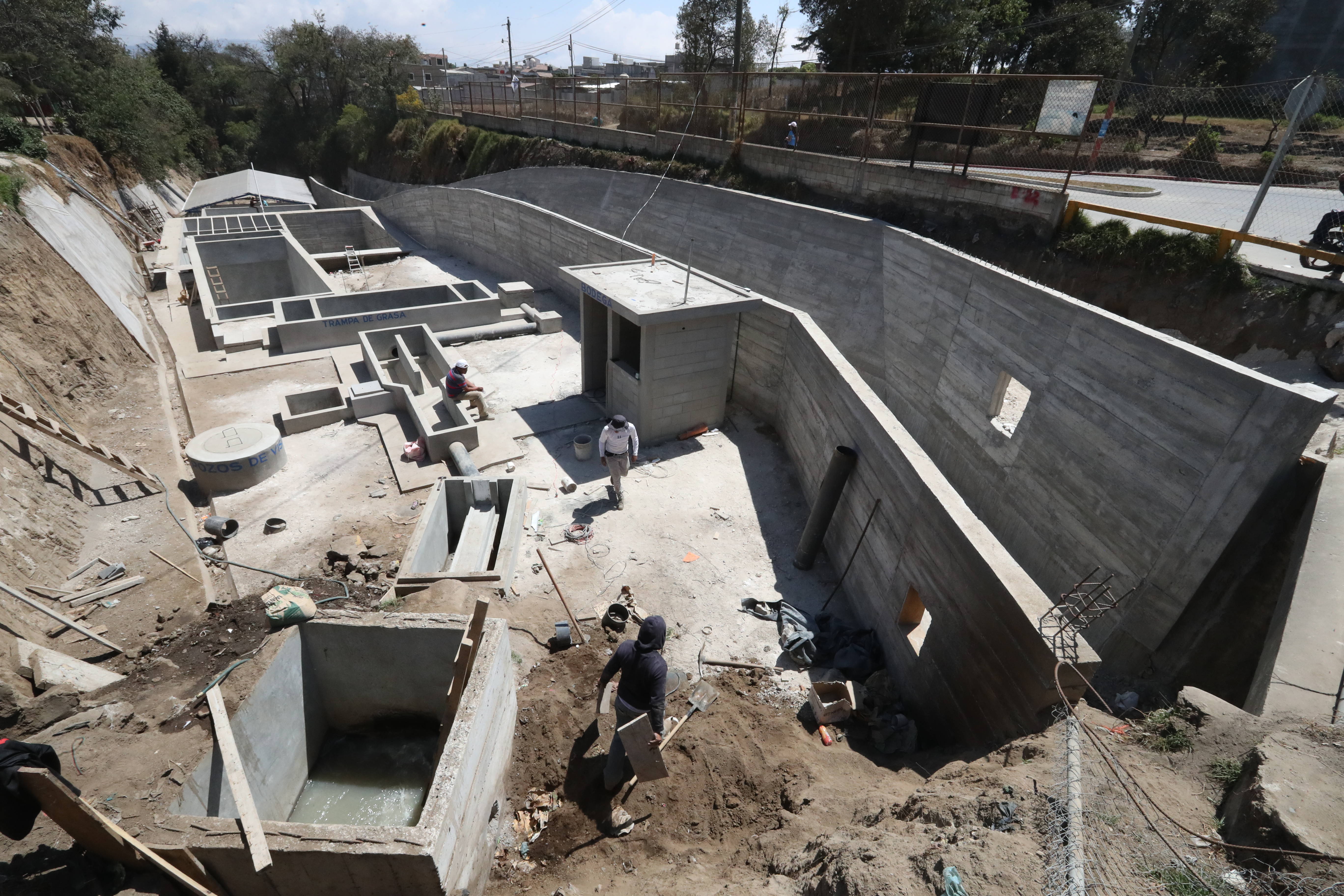 La planta de tratamiento para aguas residuales de La Esperanza, Quetzaltenango, tuvo una inversión de Q3 millones. (Foto Prensa Libre: Mynor Toc)