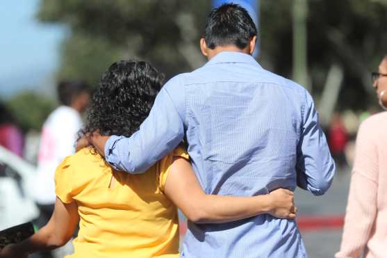 La celebración del Día del Cariño es una de las fechas esperadas por las parejas. (Foto Prensa Libre: Érick Ávila)