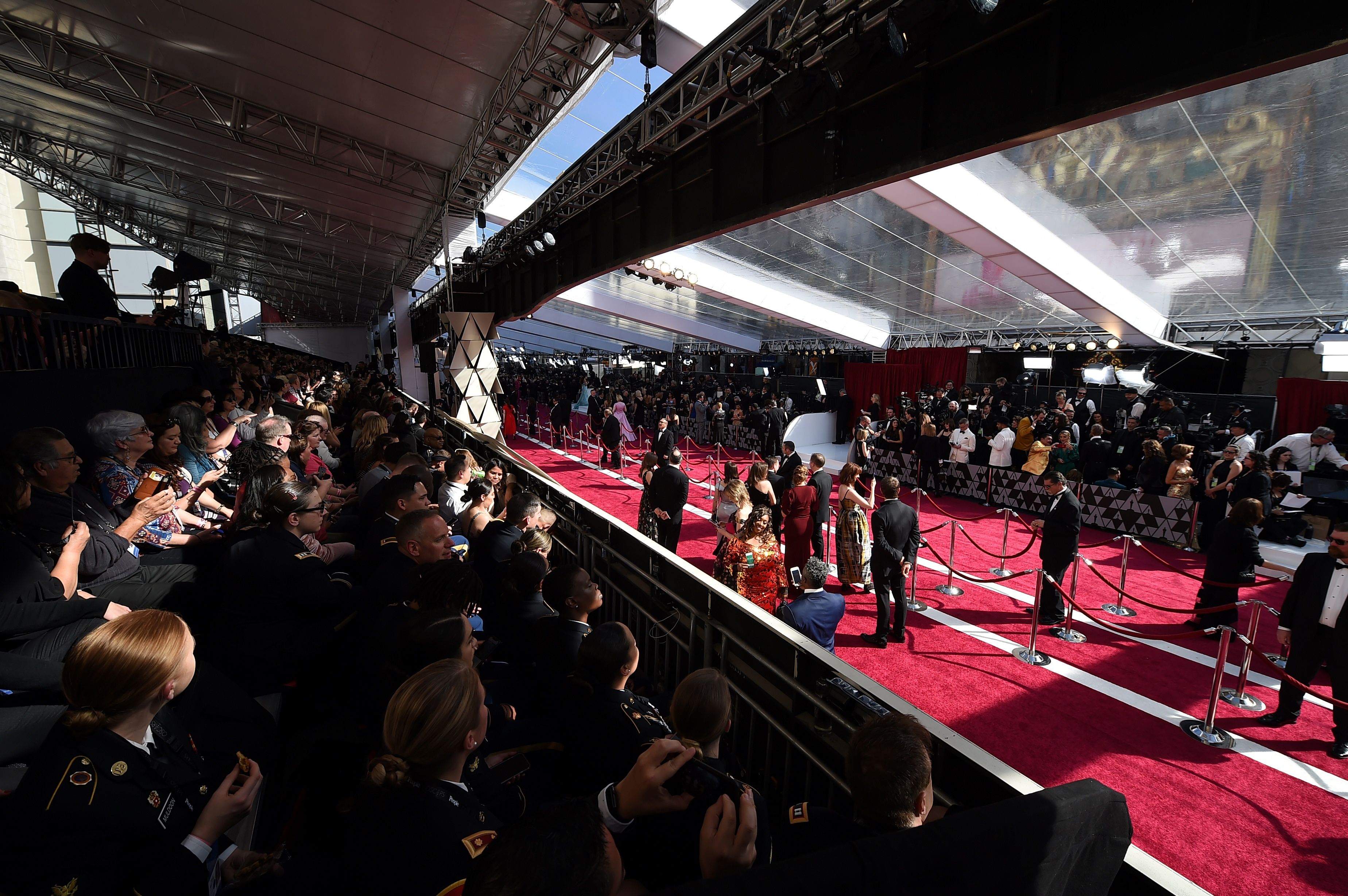 Vista general de la alfombra roja en el Teatro Dolby de Los Ángeles, donde se celebra la 91 edición de los premios Óscar. (Foto Prensa Libre: AFP).