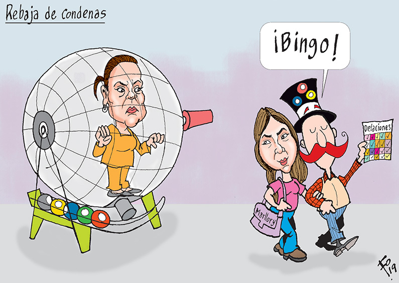 Personajes: Roxana Baldetti y Marllory Chacón.
