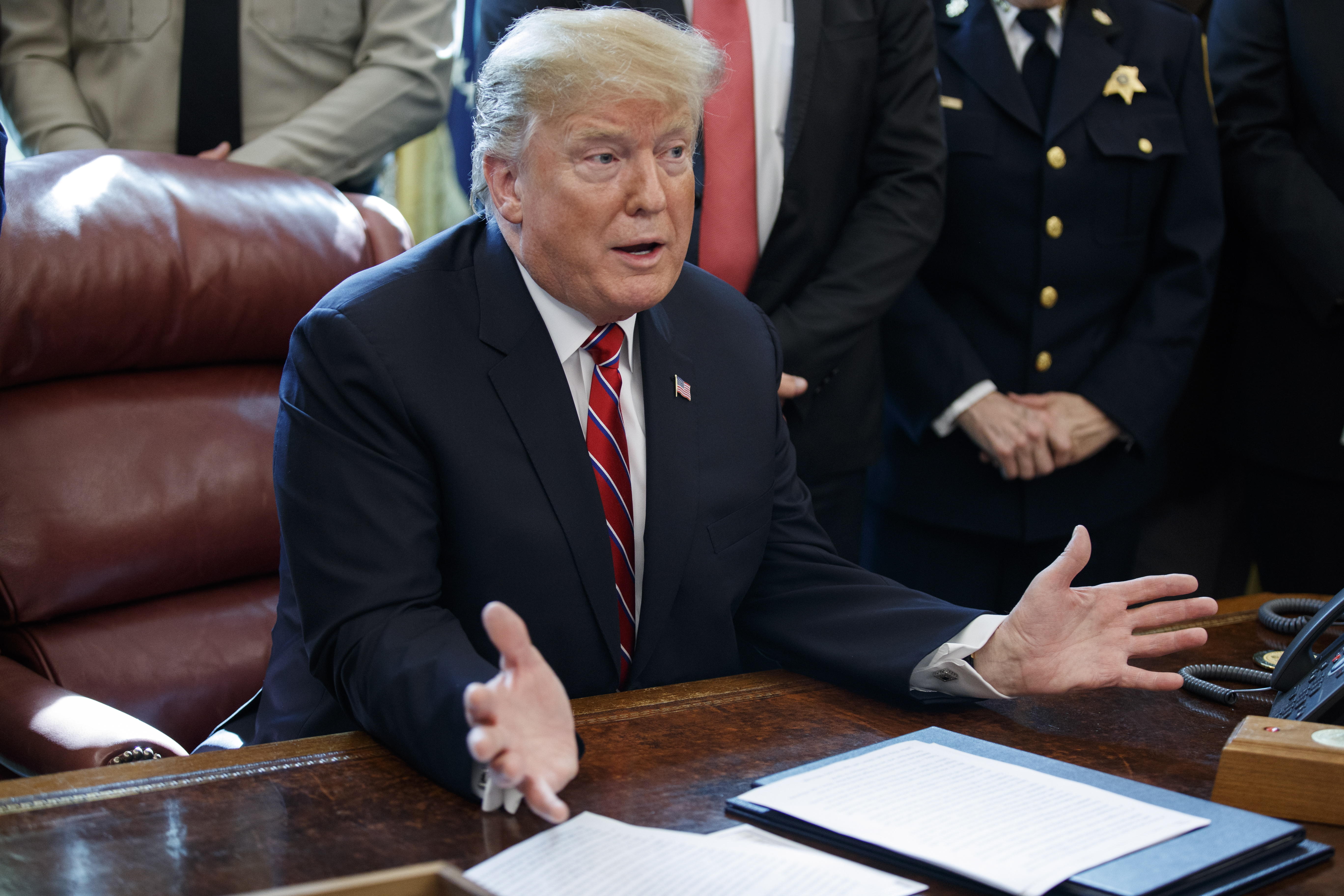 Donald Trump, presidente de Estados Unidos, el viernes último, cuando vetó el decreto legislativo que rechazó la emergencia nacional para la frontera sur con México. (Foto Prensa Libre: Hemeroteca PL)