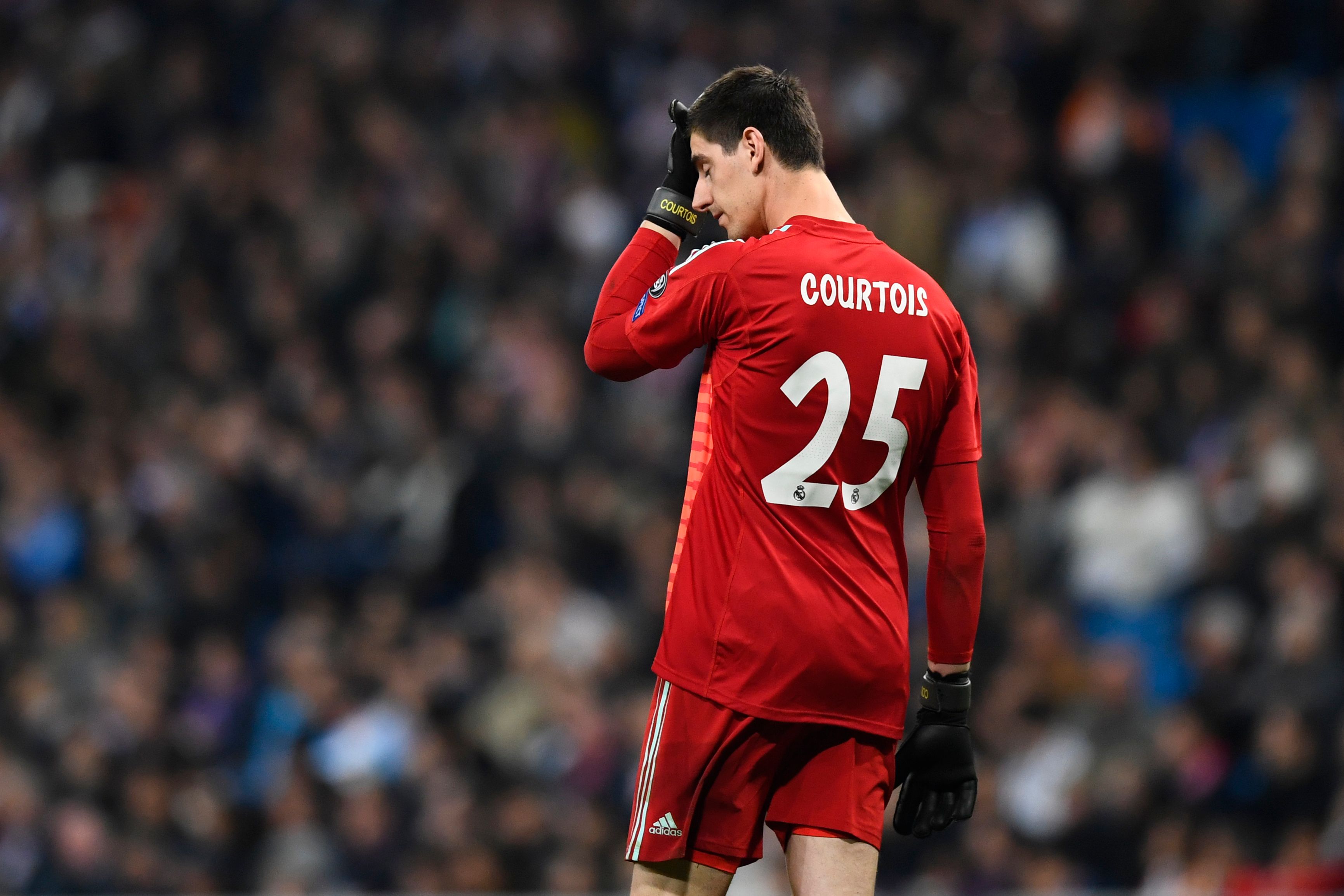 Courtois durante el partido contra Rusia. (Foto Prensa Libre: AFP)