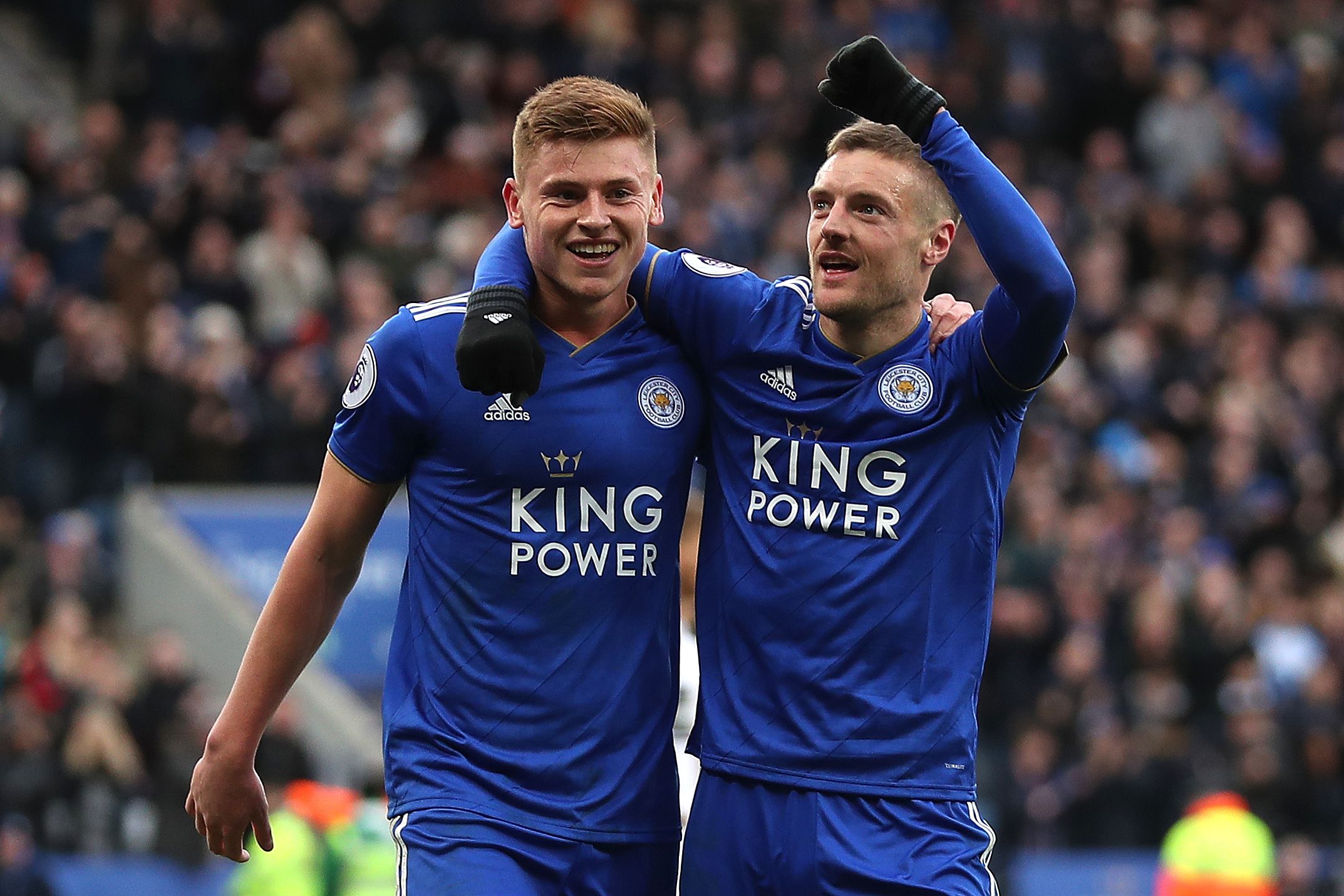 Jamie Vardy celebra después de marcar el segundo gol del Leicester. (Foto Prensa Libre: AFP)