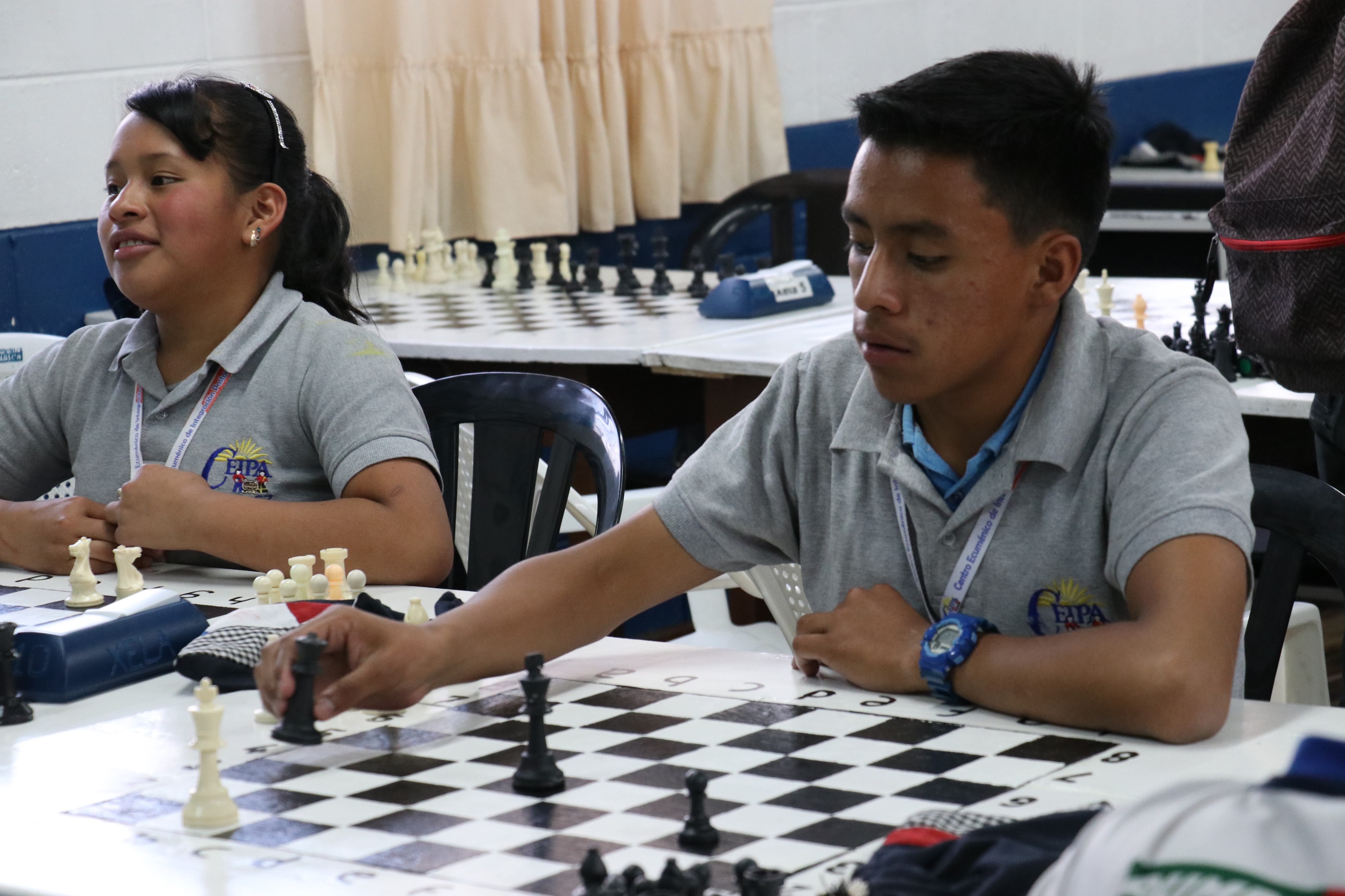 Los alumnos de Ceipa tuvieron su primera competencia en busca de ser tomados en cuenta para representar a Quetzaltenango. (Foto Prensa Libre: Raúl Juárez)