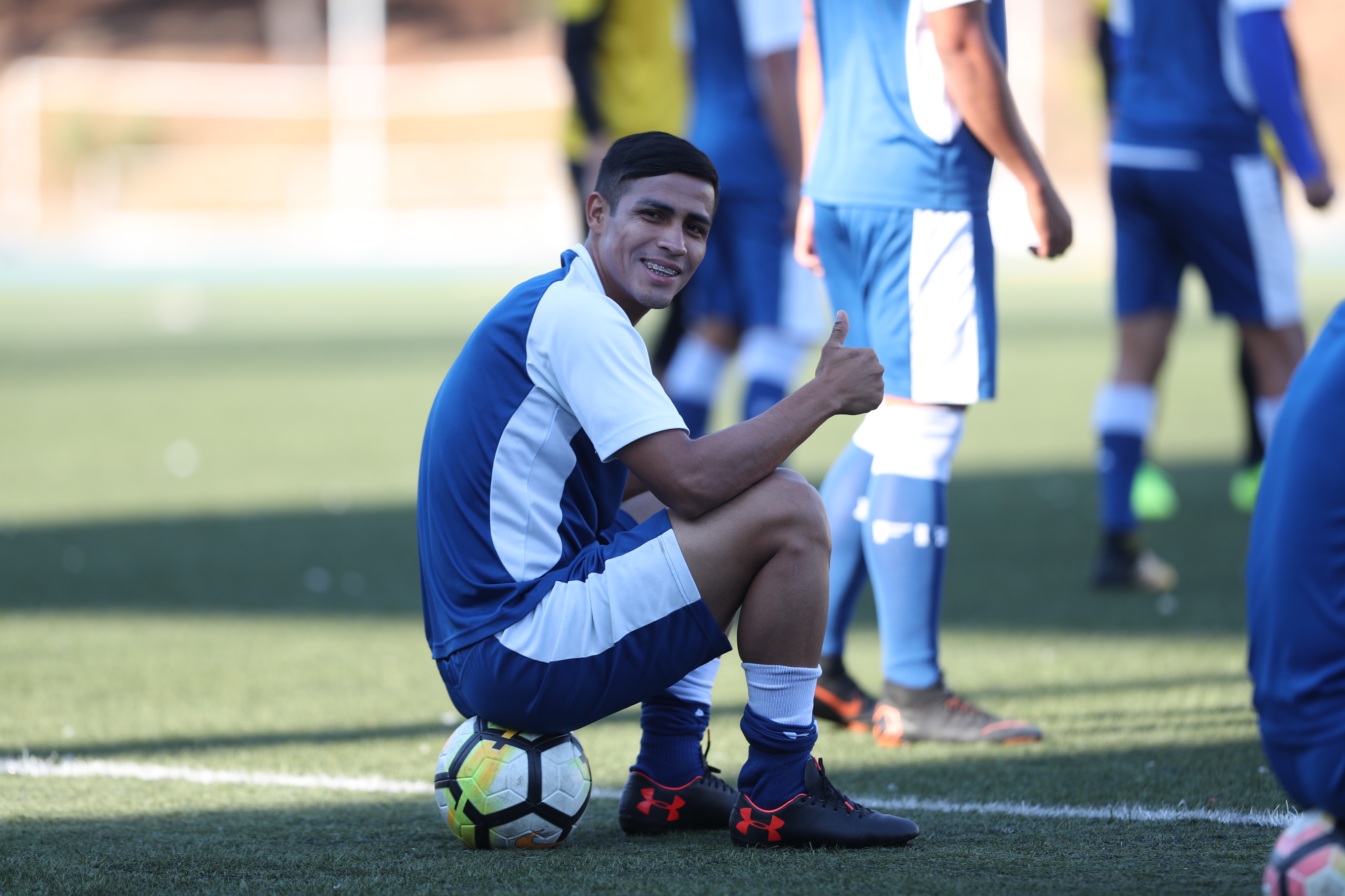 El atacante Luis Martínez espera volver aportarle frescura y dinamismo al frente de ataque de la Bicolor (Foto Prensa Libre: Edwin Fajardo)