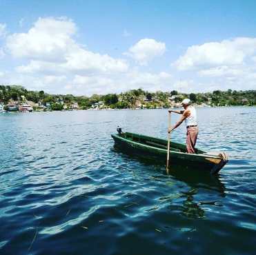 Una tranquila mañana en en Lago Petén Itza. Foto Prensa Libre: Luis Macha