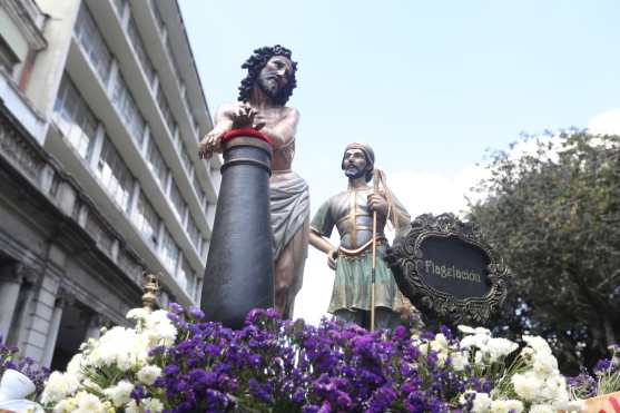 Jesús Flagelado es quien pasa primero como tradición en la procesión de Jesús de la Justicia