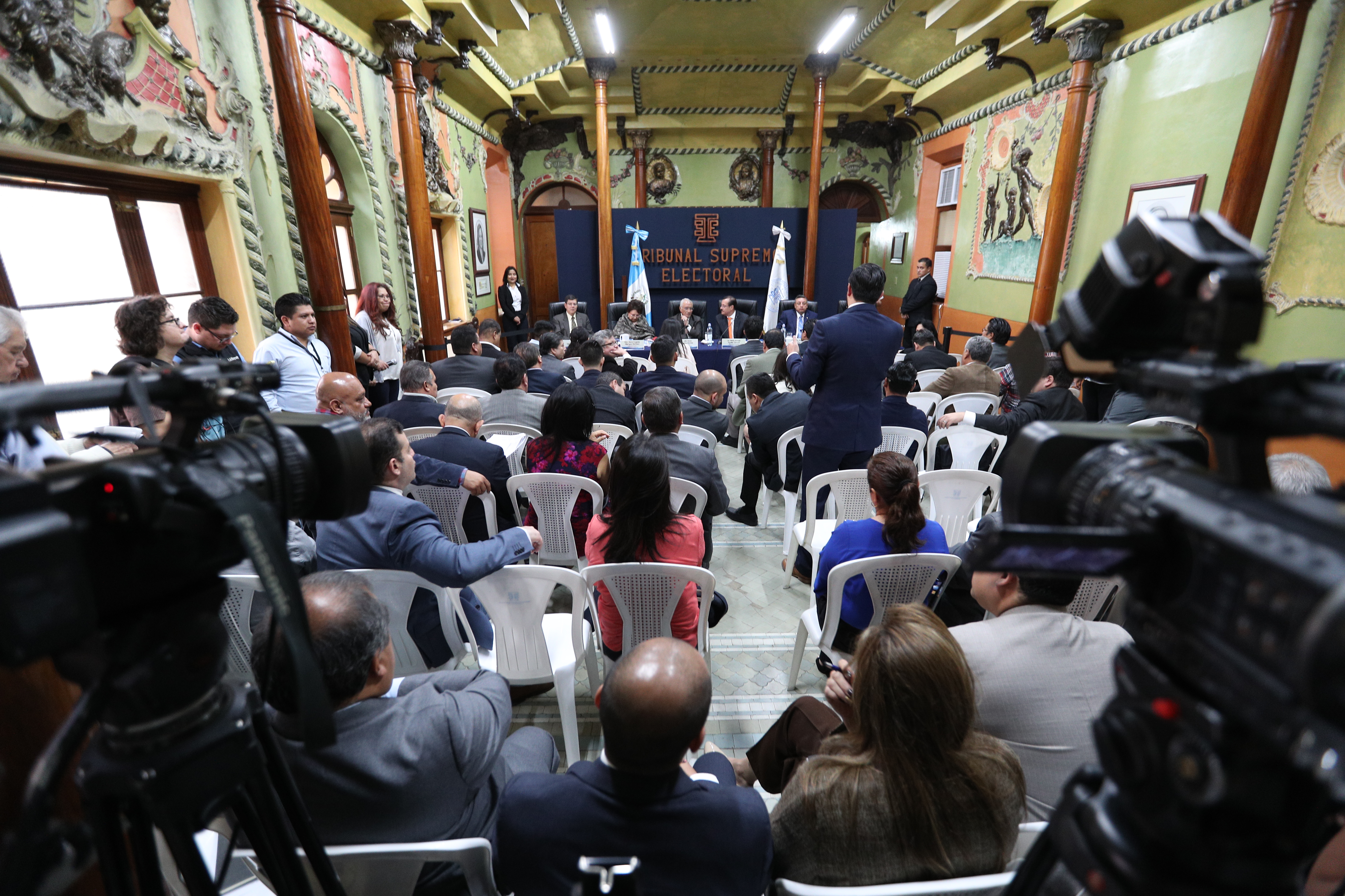 Los partidos políticos son vulnerables a ser penetrados por el crimen organizado debido a su poca institucionalidad señalan expertos. (Foto Prensa Libre: Hemeroteca PL)