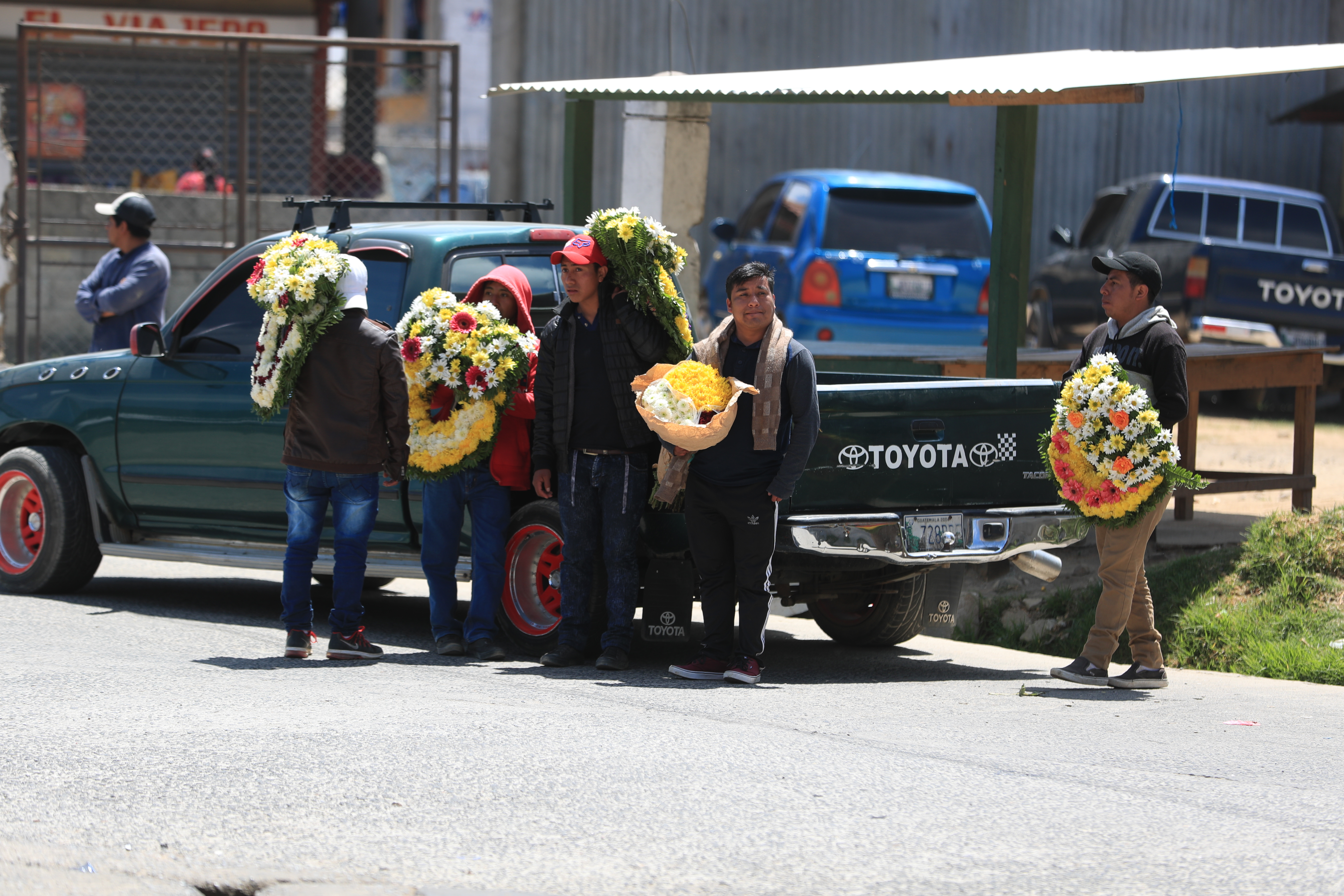 Varias tragedias en carreteras han enlutado a familias guatemaltecas. (Foto Prensa Libre: Carlos Hernández)