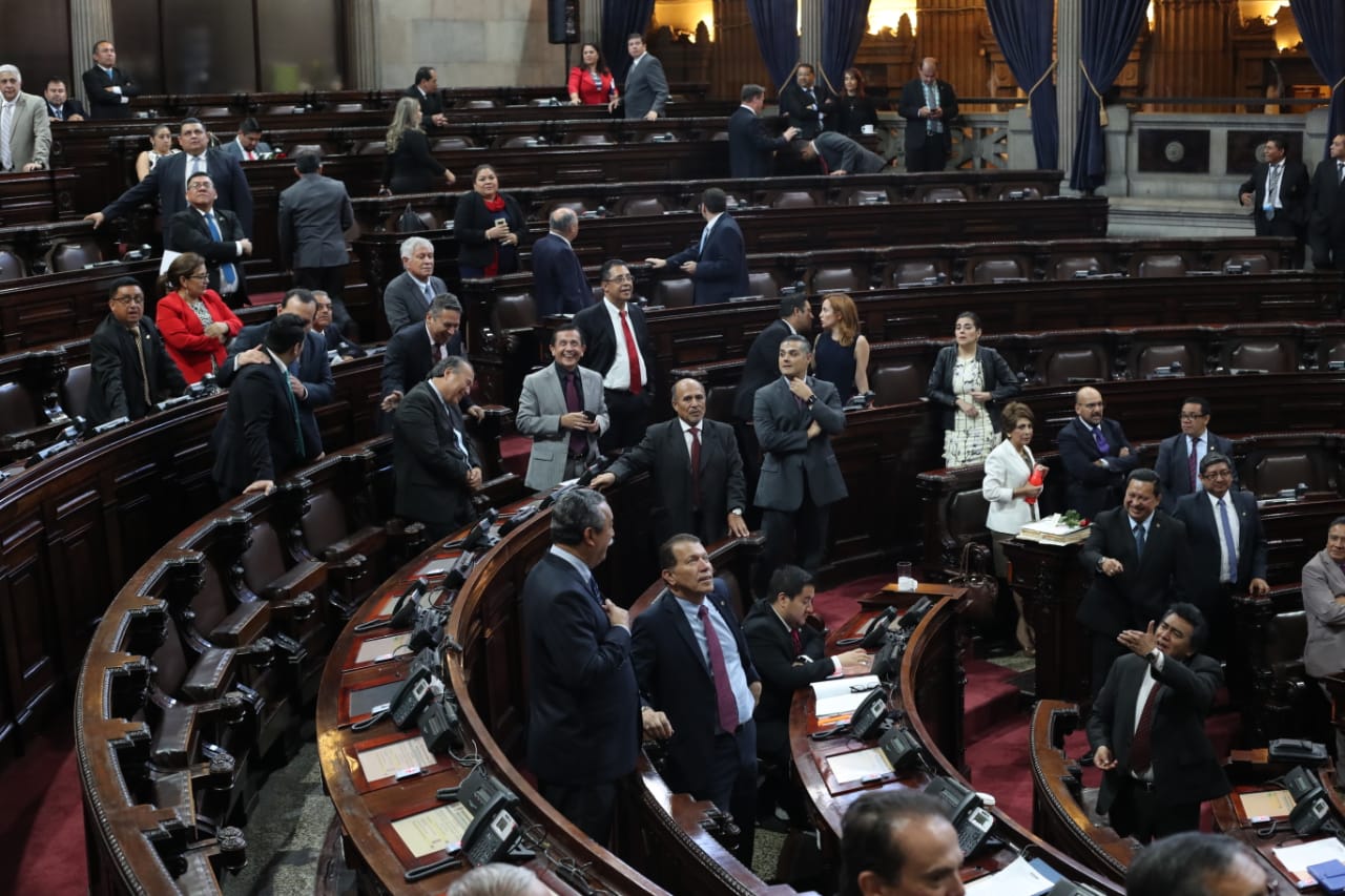 La polémica reforma a la Ley de Reconciliación dio un paso más a su aprobación.  (Foto Prensa Libre: Érick Ávila)