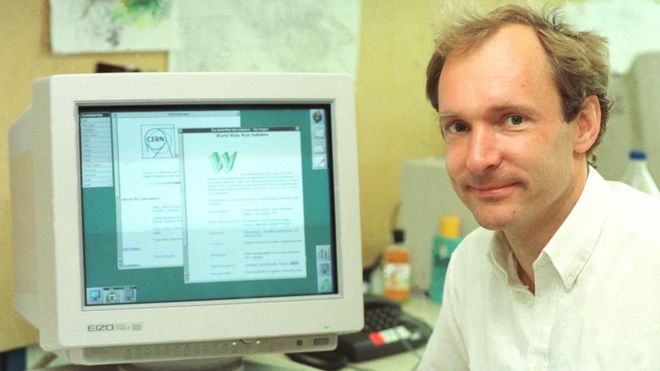 El físico Tim Berners-Lee inventó la World Wide Web como una herramienta útil para científicos en 1989 (CERN)