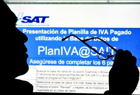 La carga tributaria del año pasada se compara con la del 2000, según el informe de la Cepal. El indicador fue de 10% y es el menor de los países de Centroamerica y República Dominicana. (Foto Prensa Libre: Hemeroteca)