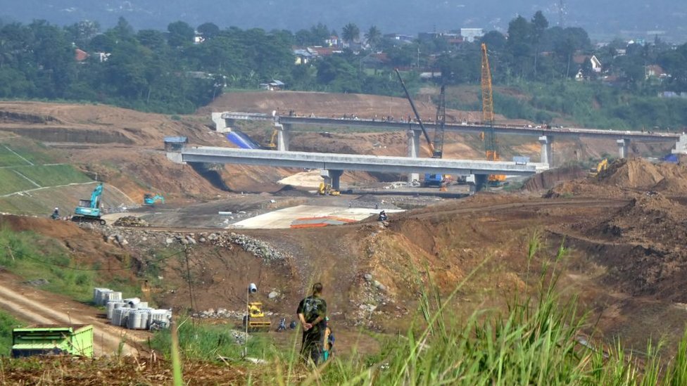 China ya ha financiado trenes, carreteras y puertos en el marco del proyecto de la Nueva Ruta de la Seda. (Foto Prensa Libre: Getty Images)