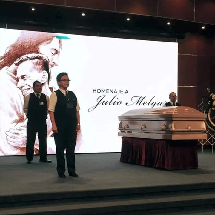 Familiares y amigos realizaron un homenaje a Julio Melgar. (Foto Prensa Libre: J. José Ordoñez)