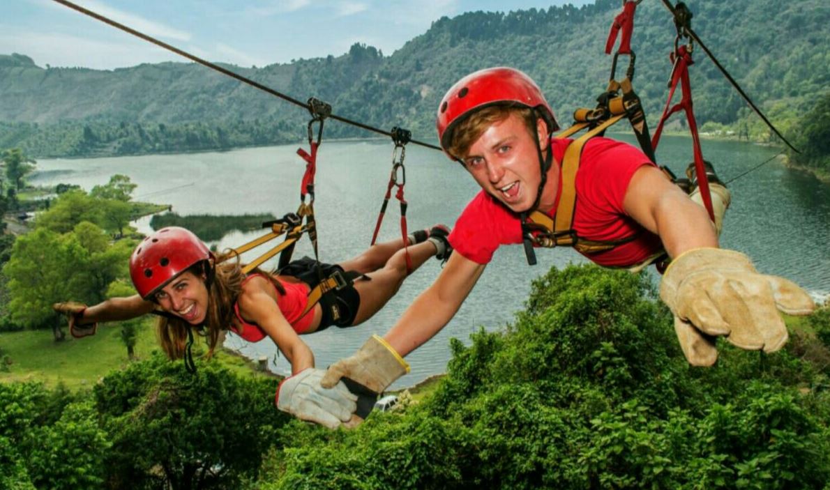 Para los amantes de lo extremo esta es una actividad que recompensa con la vista aérea. Foto Prensa Libre: cortesía Parque Calderas. 