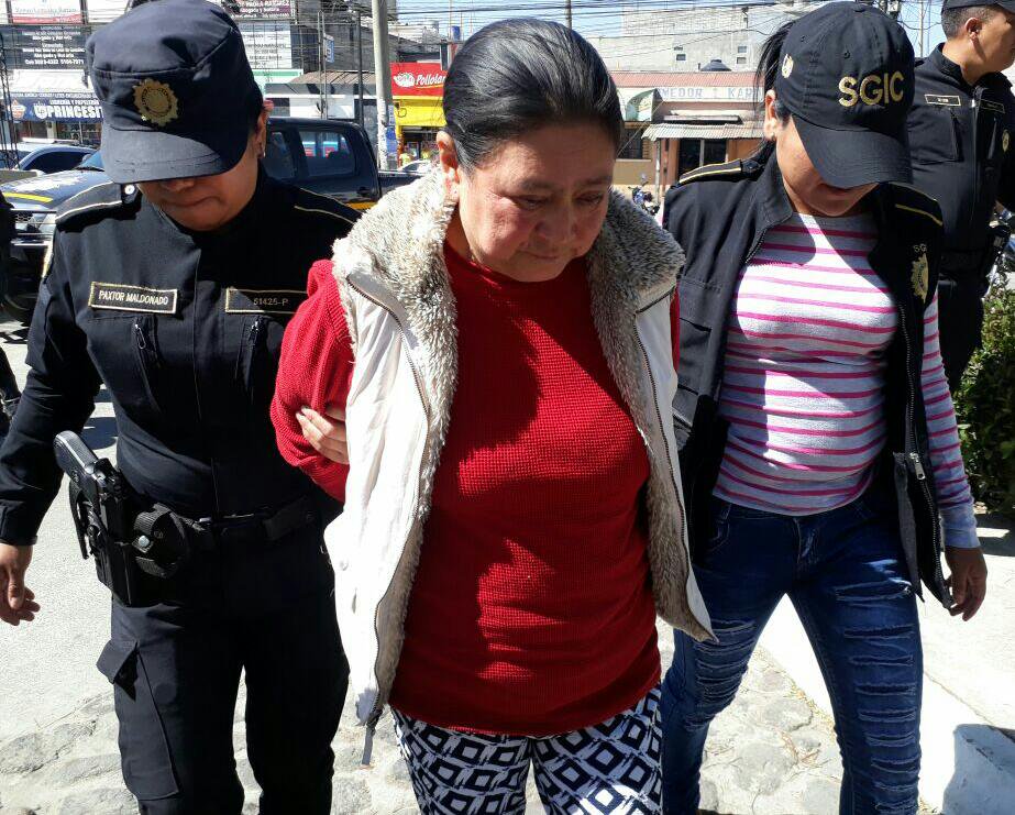 Elsy Clemencia Tin Tucux, de 60 años, enfrenta varios procesos por extorsión. (Foto Prensa Libre)