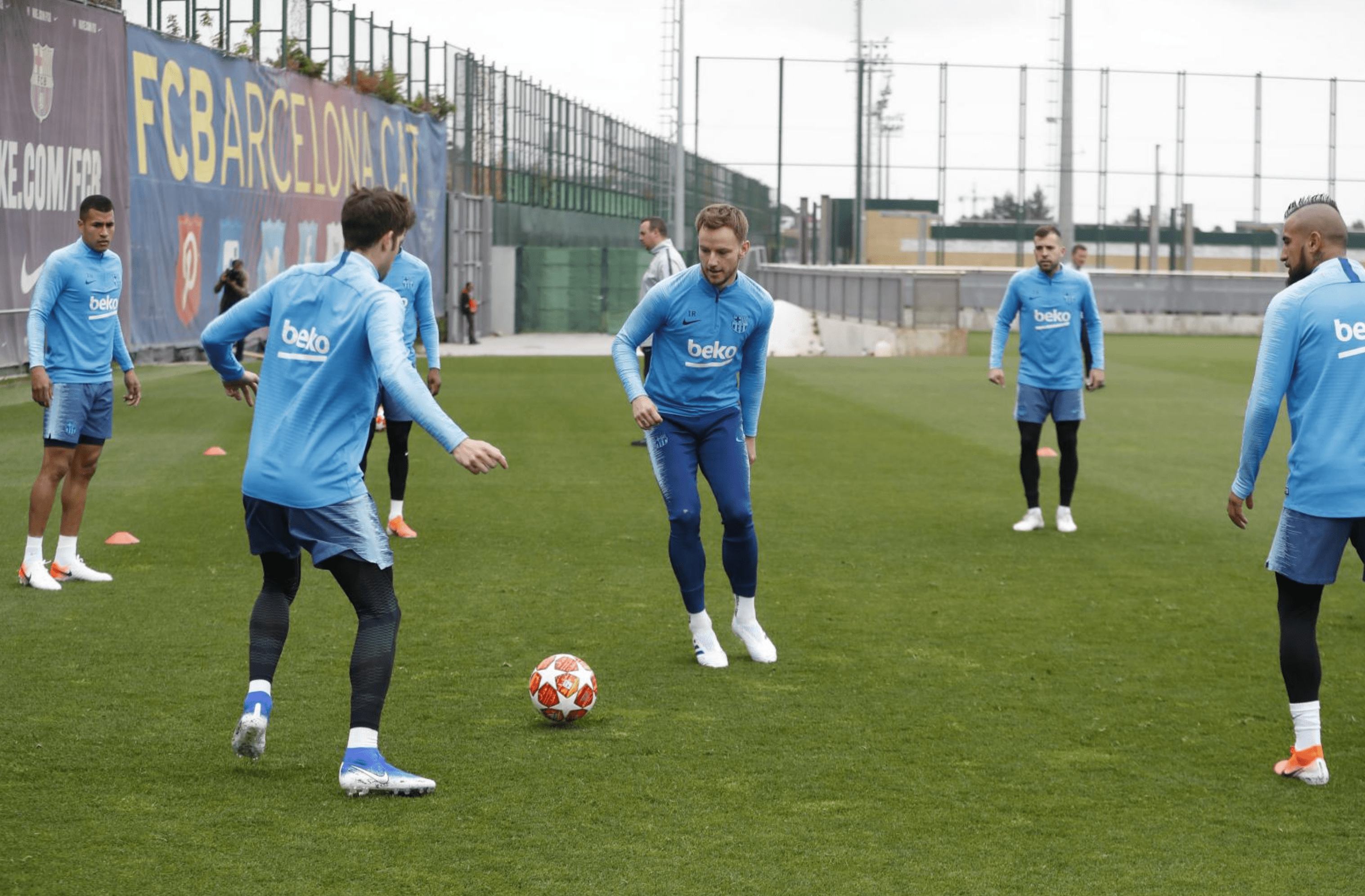 El FC Barcelona recibe este miércoles al Liverpool en la ida de las semifinales de la Liga de Campeones de Europa. (Foto Prensa Libre: AFP)