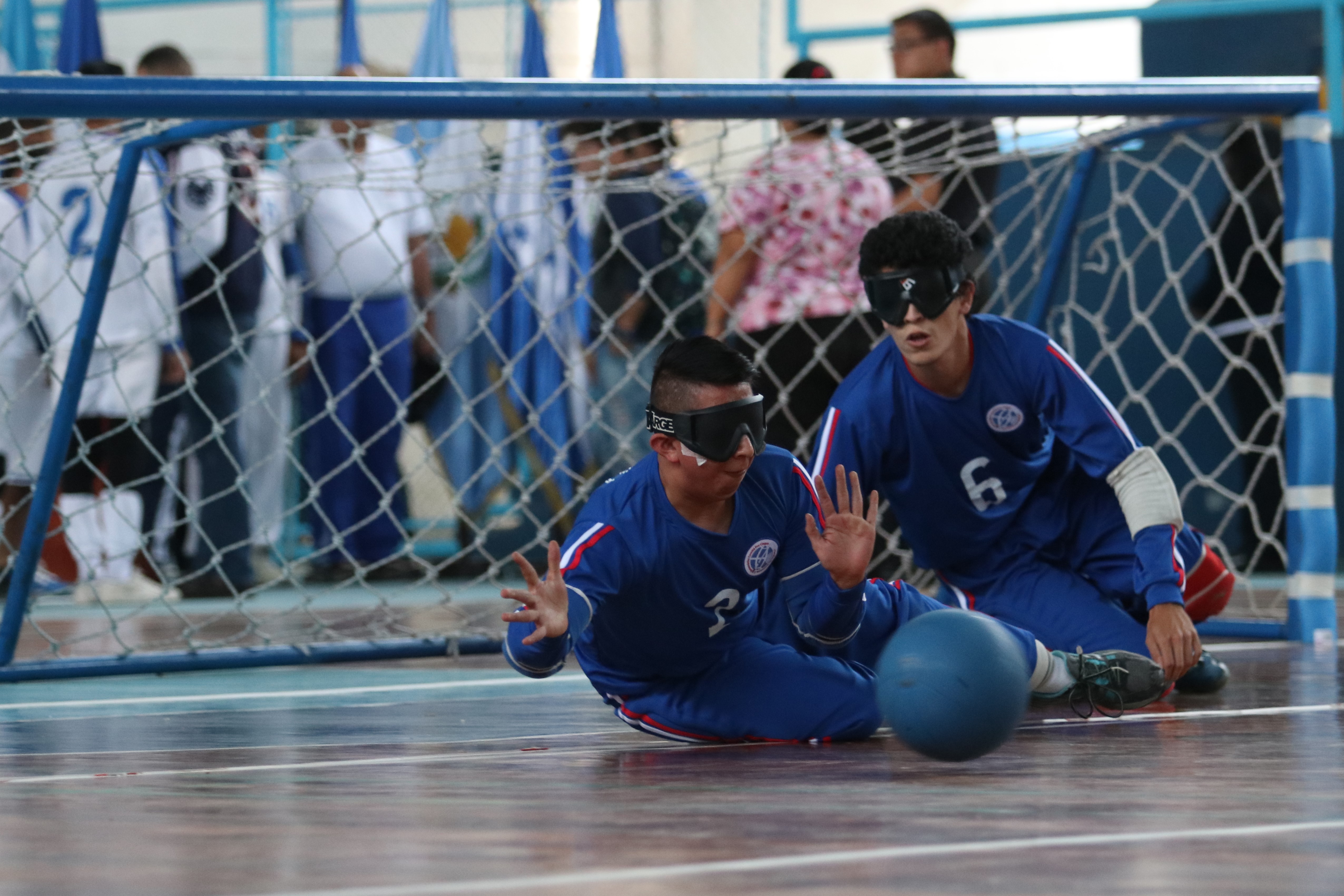 En el primer juego del torneo Guatemala derrotó 15-10 a El Salvador en la rama masculina. (Foto Prensa Libre: Raúl Juárez)