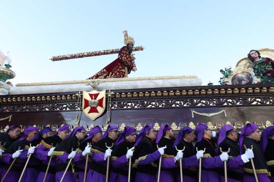 Las marchas oficiales de Jesús de los Milagros son: Jesús de San José y Mater Dolorosa. 