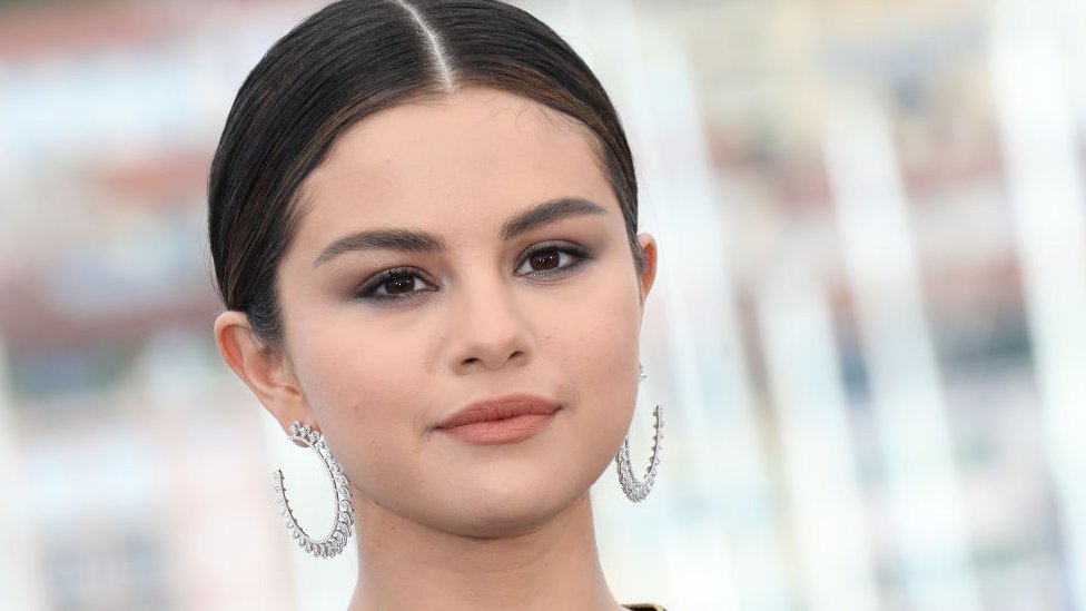 html5-dom-document-internal-entity1-quot-endPara mi generación, específicamente, las redes sociales han sido terribleshtml5-dom-document-internal-entity1-quot-end, dijo la actriz de 26 años, Selena Gomez.