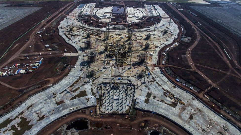 Una de las principales y más polémicas medidas de AMLO fue la suspensión de la construcción del Nuevo Aeropuerto Internacional de México (NAIM). Foto:Getty Images