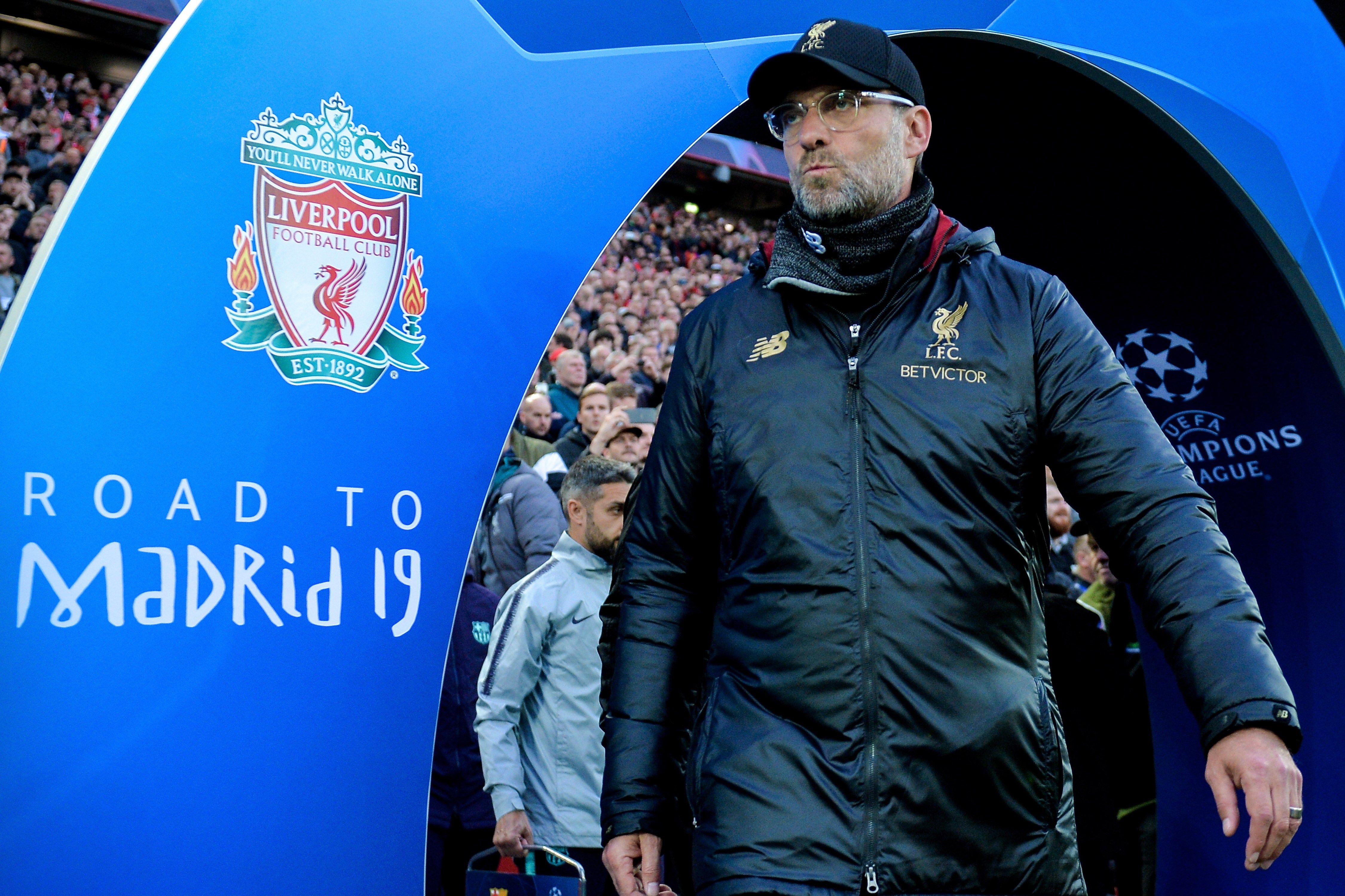 El entrenador en jefe del Liverpool Jurgen Klopp, reacciona por los precios de las finales europeas. (Foto Prensa Libre: EFE) 