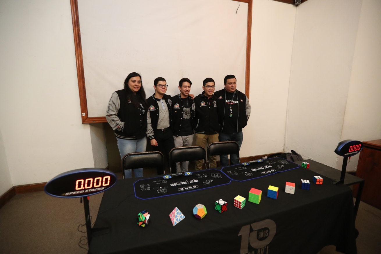 Integrantes de la Asociación Nacional del Cuno de Rubik serán anfitriones de esta competencia. (Foto Prensa Libre: María Longo) 