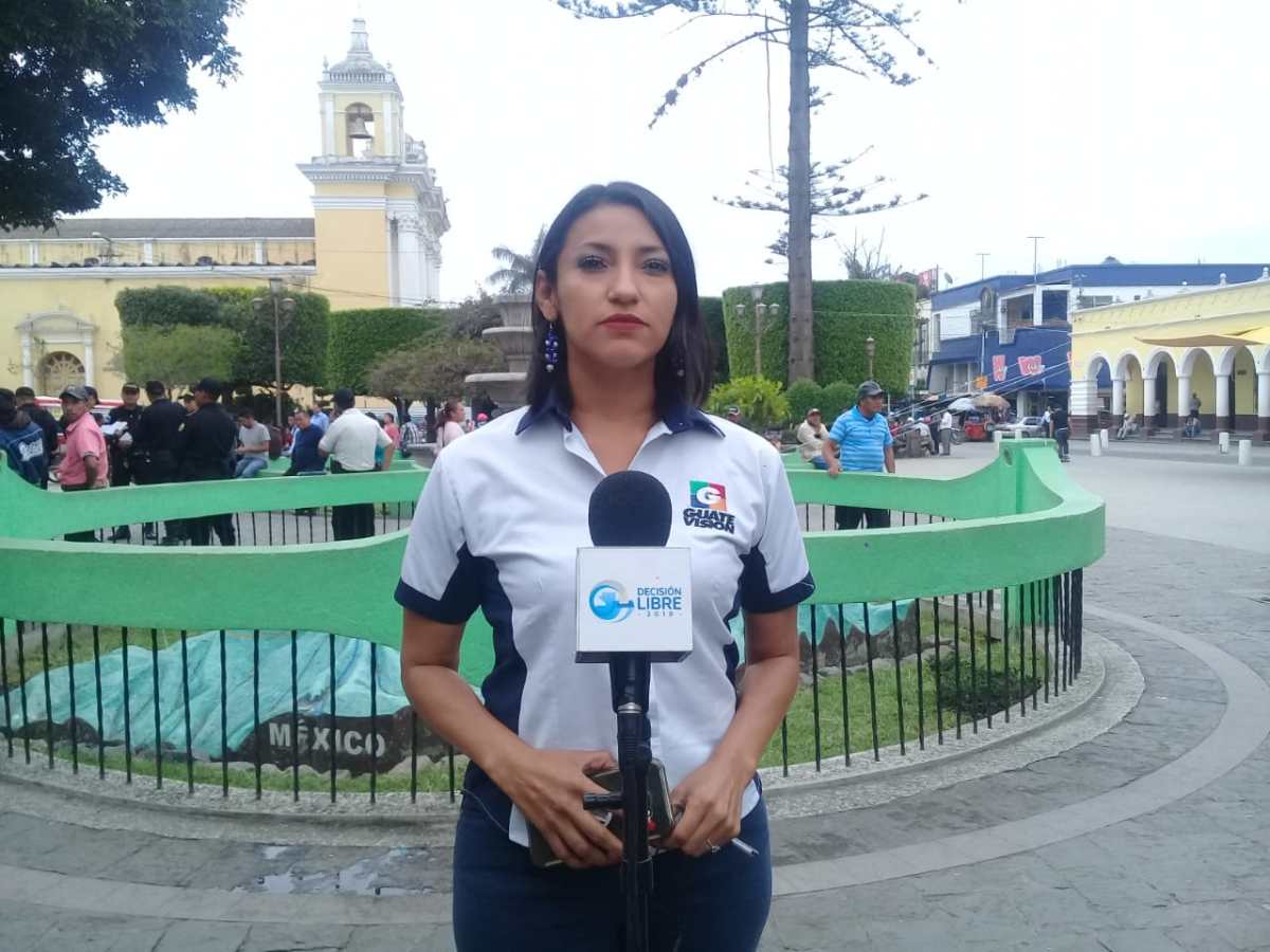 Cabildo Abierto de Prensa Libre y Noticiero Guatevisión se transmitió este viernes desde el parque central de Huehuetenango. (Foto Prensa Libre: Mike Castillo)