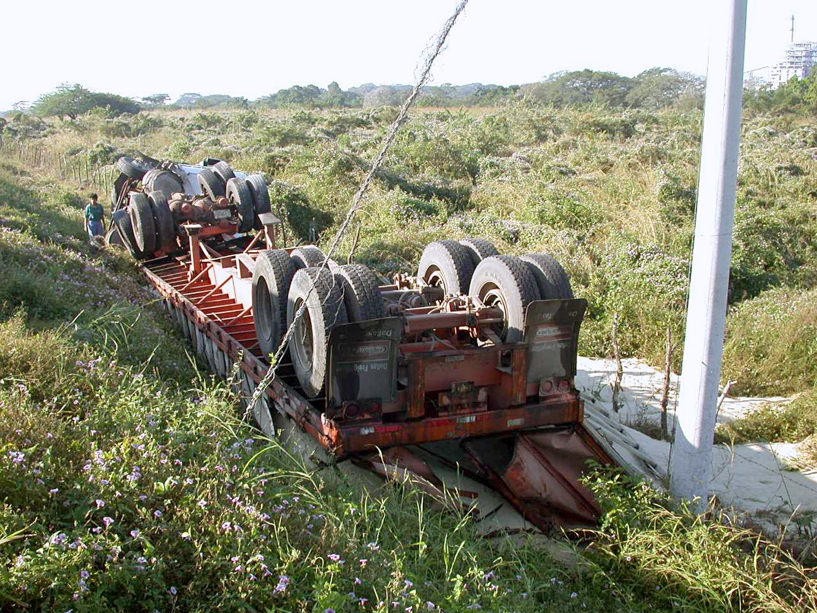 Muchos pilotos de transporte de carga aún desconocen aspectos importantes para conducir, según el departamento de Tránsito.(Prensa Libre: Hemeroteca PL)