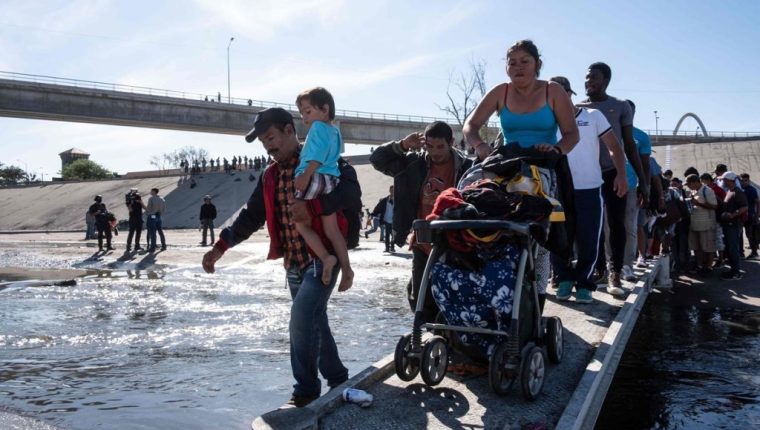 Miles de guatemaltecos parten a EE. UU. todos los días. (Foto HemerotecaPL)