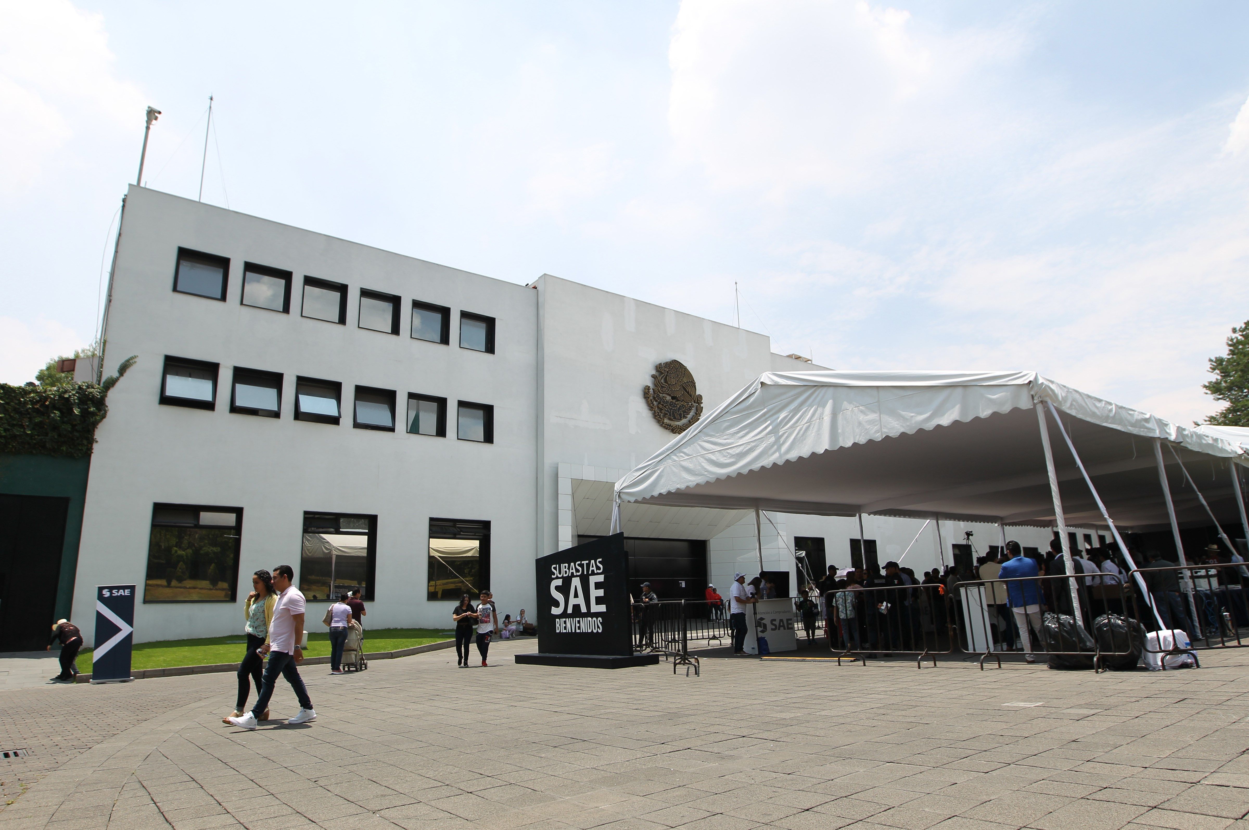 El Gobierno de México inició la subasta este domingo de cerca de treinta inmuebles, muchos de ellos confiscados al crimen organizado. (Foto Prensa Libre: EFE) 