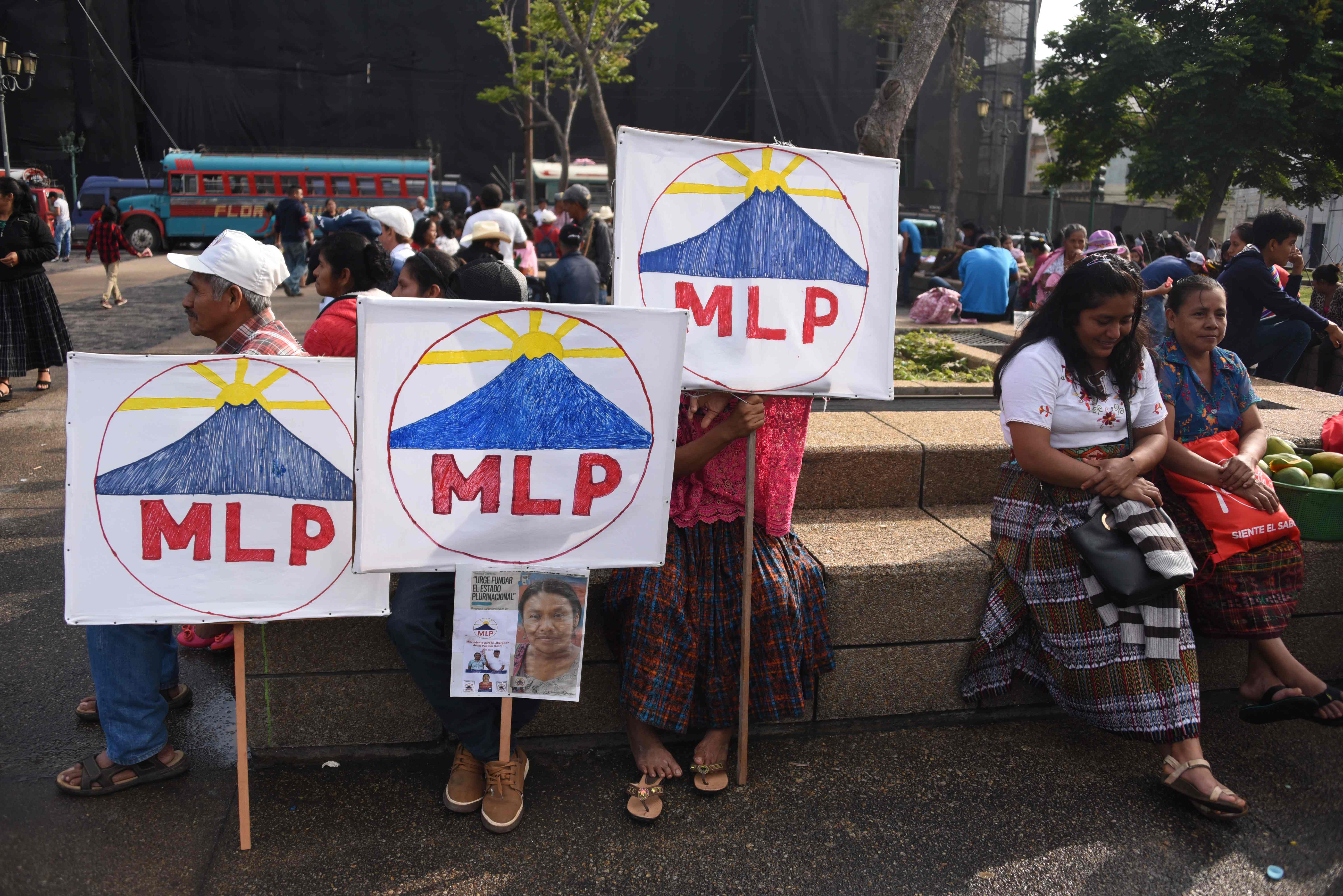 La campaña de Thelma Cabrera se centró en el área rural, y no fue hasta el último domingo  previo a las elecciones cuando llegaron a la Plaza de la Constitución. (Prensa Libre: Hemeroteca PL)