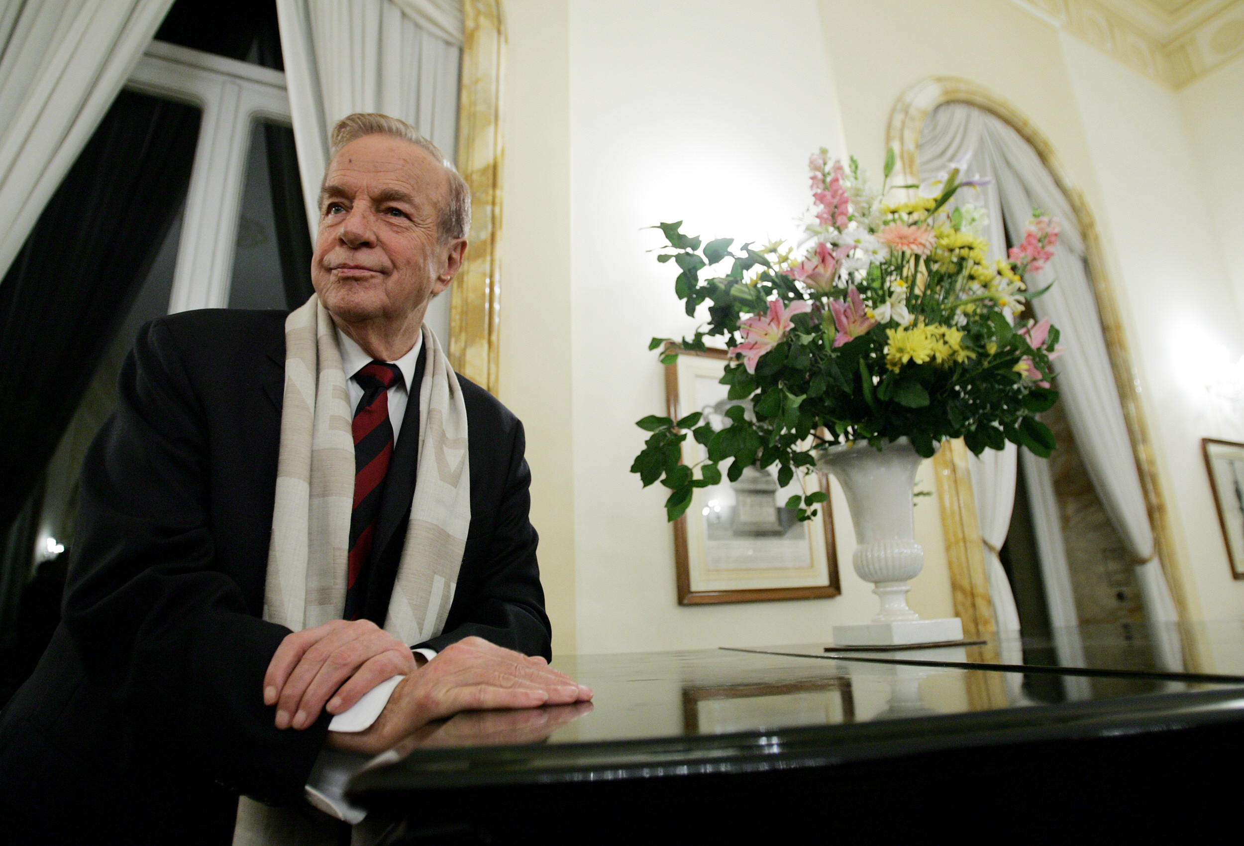 Zeffirelli fue un destacado director de cine y escenógrafo. (Foto Prensa Libre: AFP)