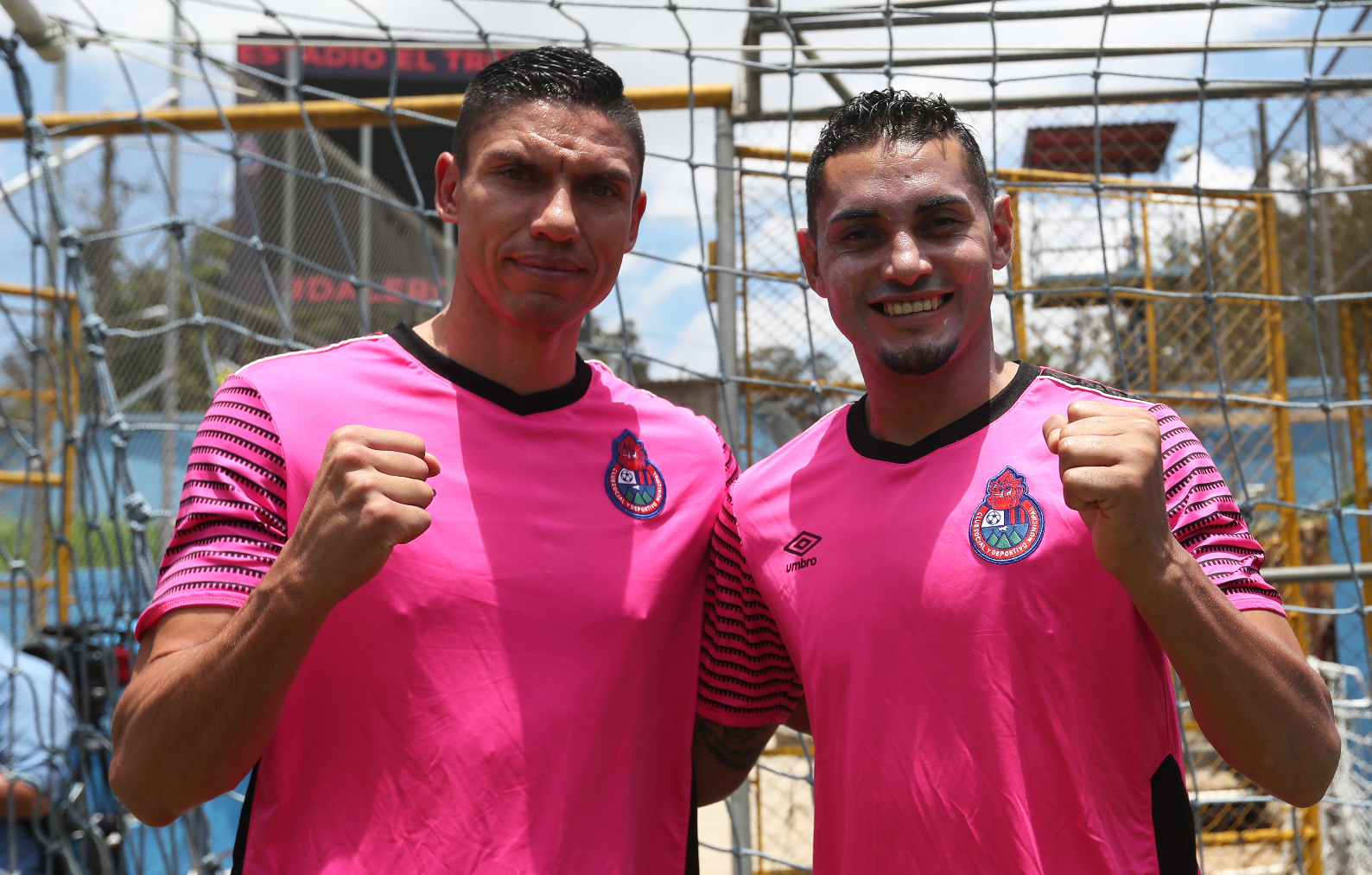 Carlos Gallardo y Edi Danilo Guerra llegan a los rojos con la ilusión de hacer un equipo más fuerte. (Foto Prensa Libre: Francisco Sánchez)