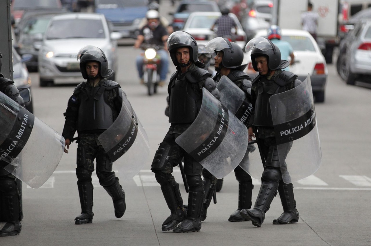 Honduras sigue en manifestaciones al exigir la renuncia del presidente. (Foto: Agencia EFE) 