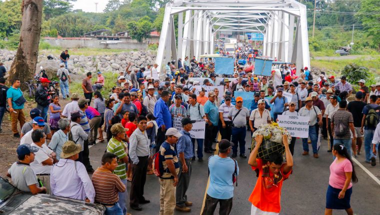 Los supuestos exmilitares han bloqueado rutas y habían amenazado con boicotear las elecciones. (Foto: Hemeroteca PL)