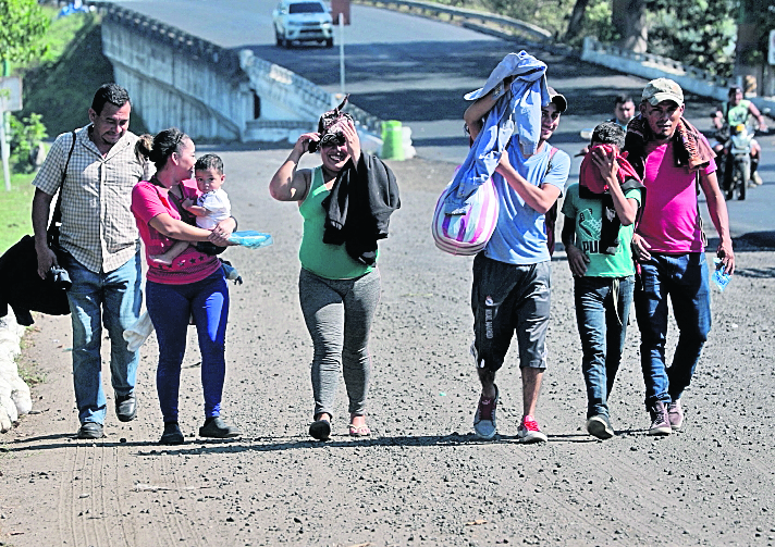 Debido a que las autoridades temen que niños migrantes sean víctimas de explotación se propone el realizar pruebas de ADN a los menores y a los adultos con quienes viajan, pero esto según expertos es inviable. (Foto Prensa Libre: Hemeroteca PL)