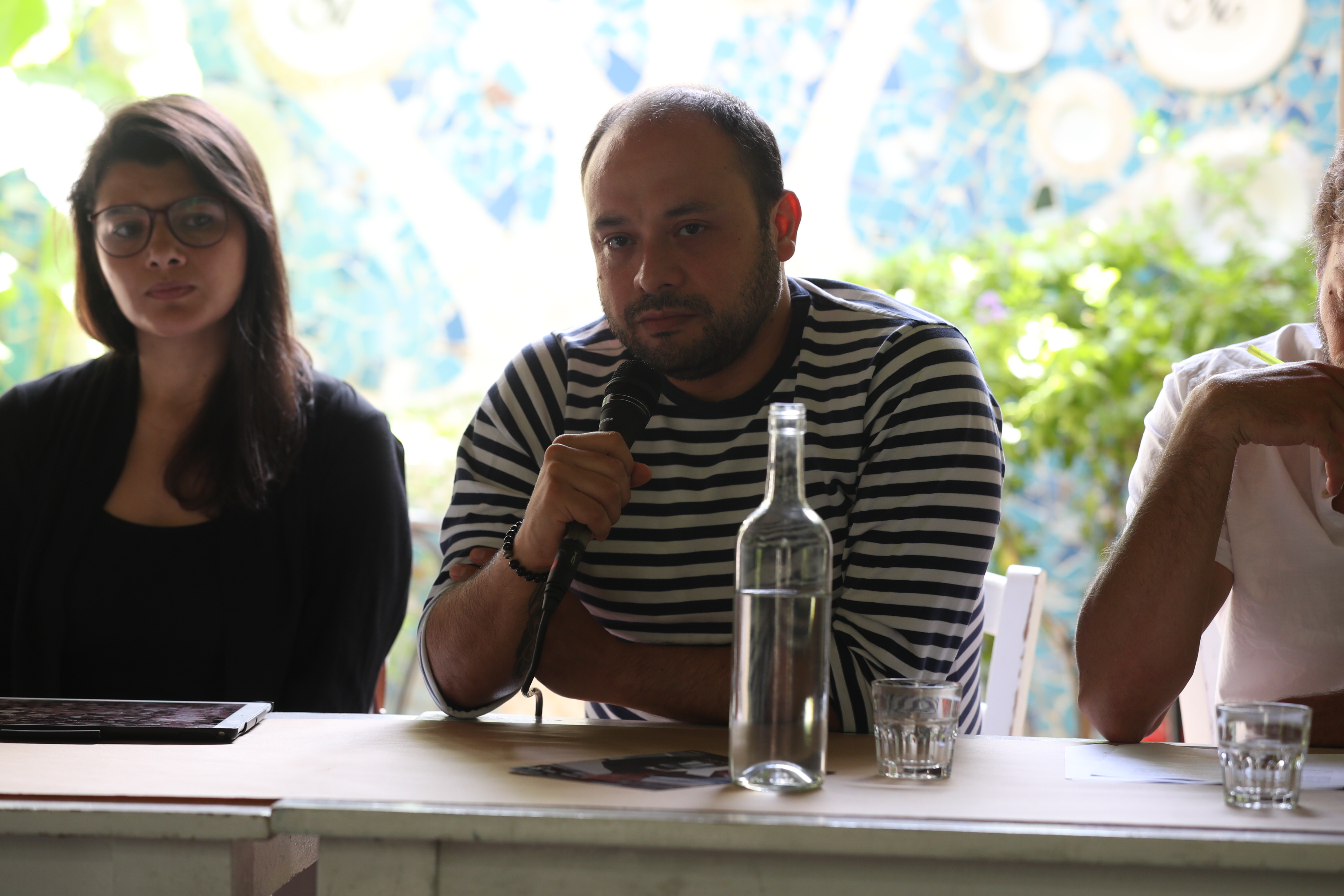 Conferencia de prensa con el cineasta César Díaz. (Foto Prensa Libre: Raúl Juárez)