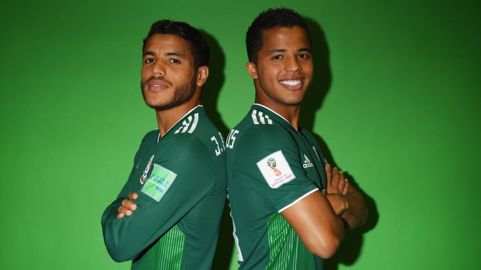 Jonathan y Giovani dos Santos han sido seleccionados mexicanos desde los niveles juveniles.