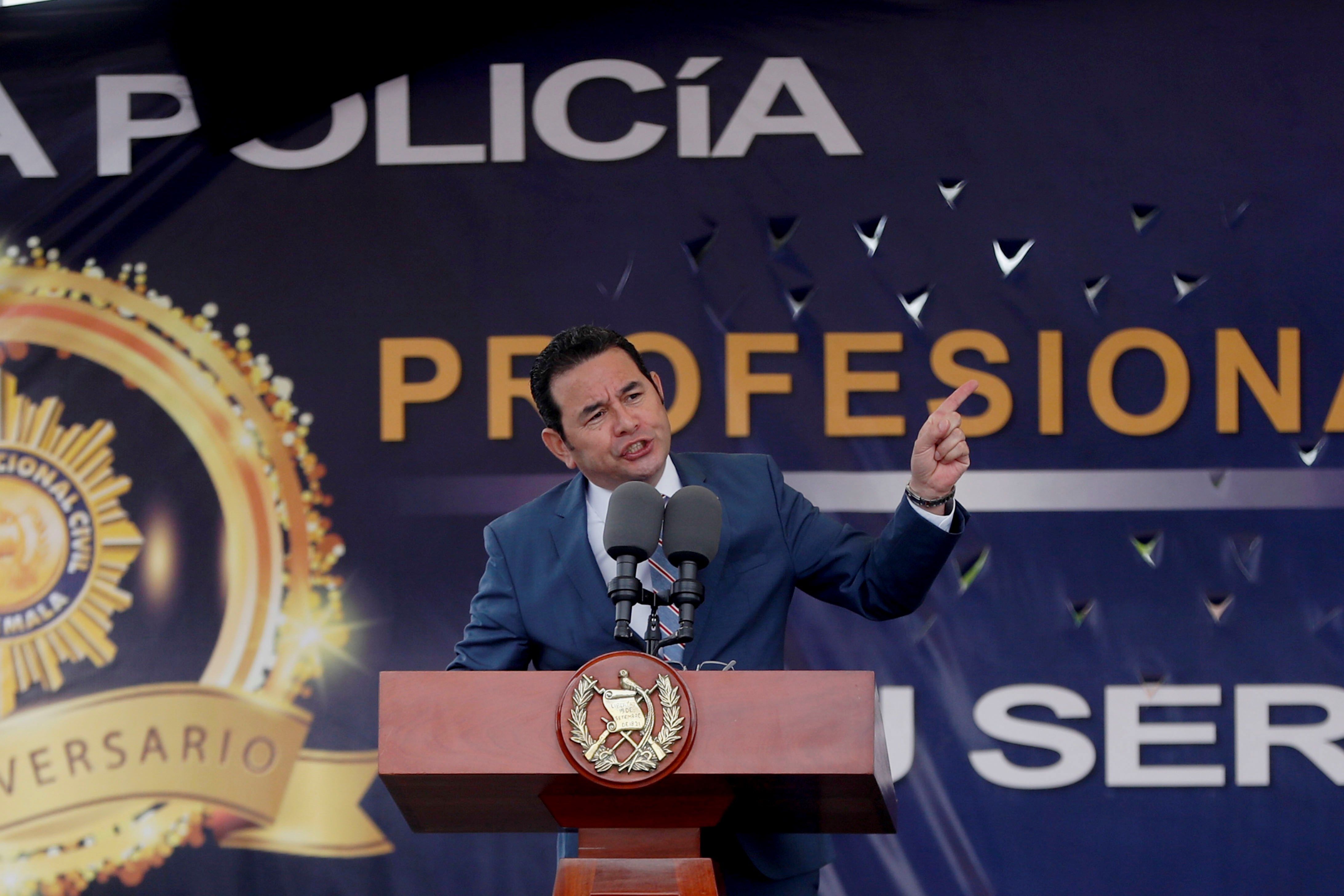 El presidente Jimmy Morales defiende la decisión de aceptar ser "tercer país seguro". (Foto Prensa Libre: EFE)