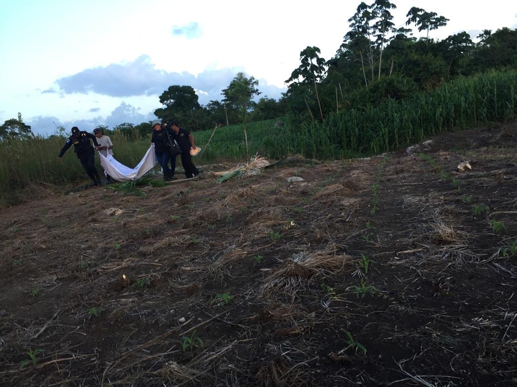 Jorge Cuc Cucul fue asesinado mientras trabajaba en su milpa, era dirigente campesino en Livingston, Izabal. (Foto Prensa Libe: Comité de Desarrollo Campesino / Facebook)