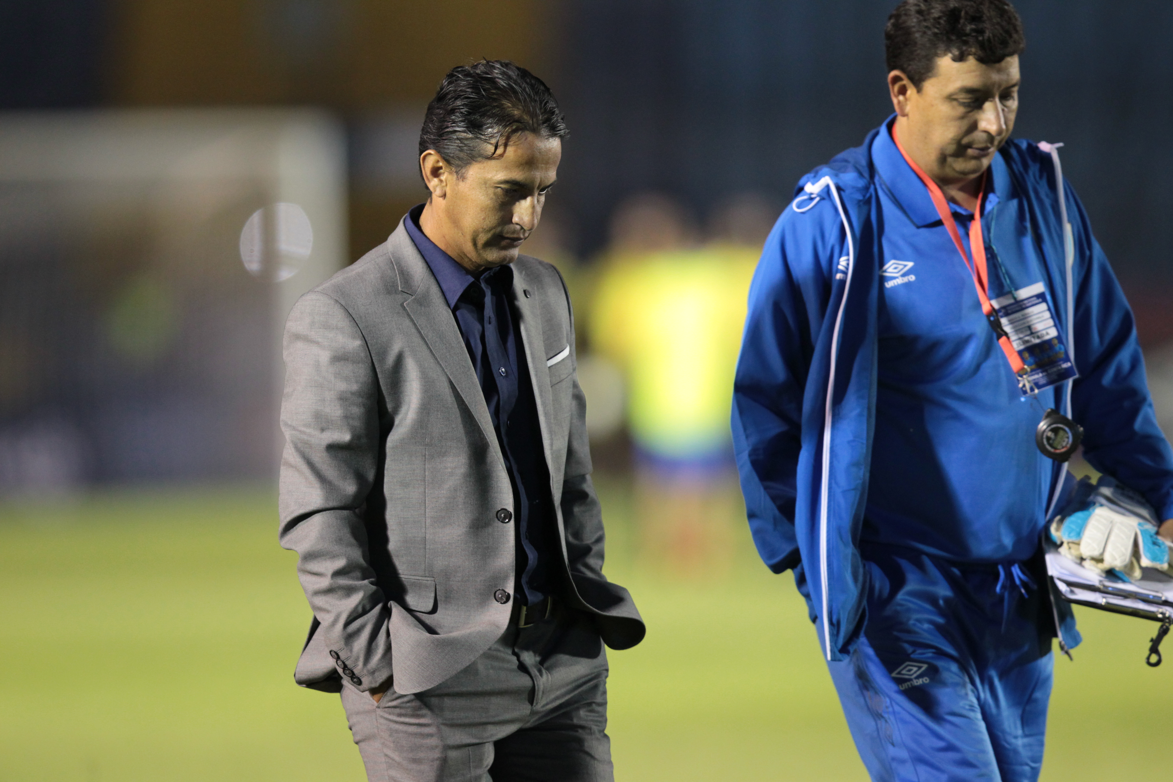 Érick González, técnico de la Sub 23 de Guatemala, después del juego. (Foto Prensa Libre: Francisco Sánchez)