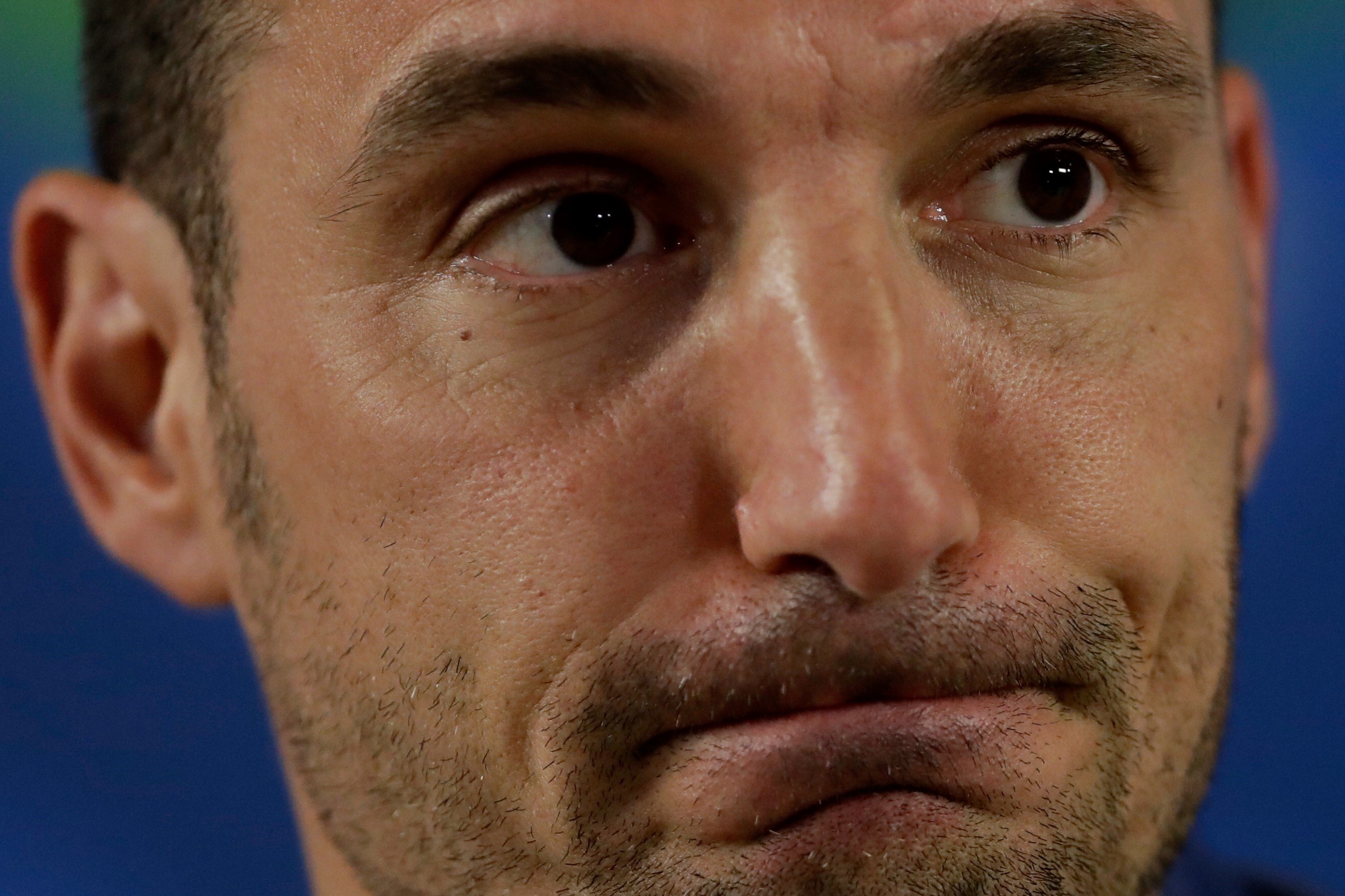 El entrenador de Argentina Lionel Scaloni durante conferencia de prensa de este viernes en la Arena Corinthians en la ciudad de Sao Paulo. Argentina enfrenta mañana a Chile en partido válido por la decisión del tercero puesto de la Copa América 2019. (Foto Prensa Libre: EFE)