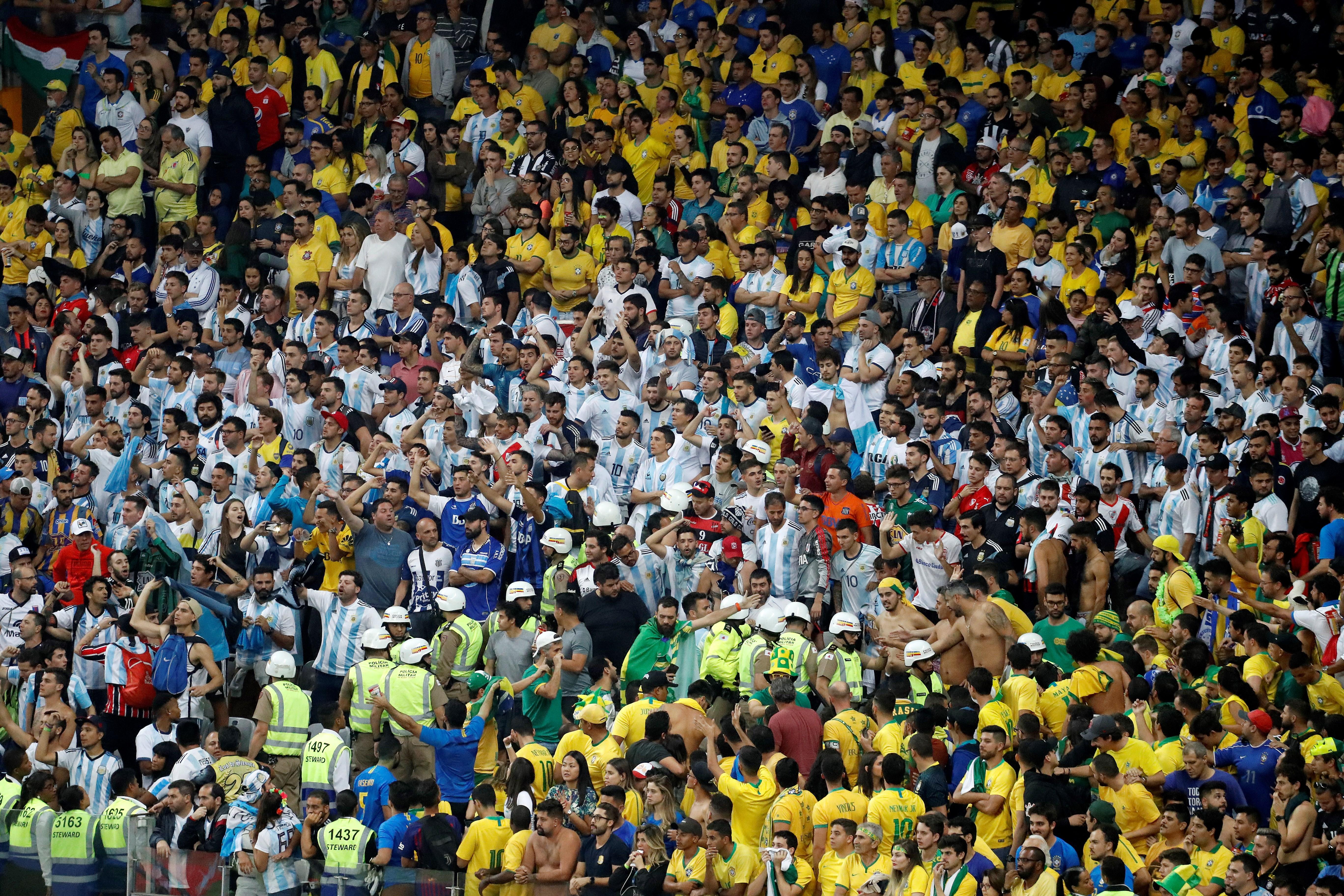 La Copa América ha tenido el respaldo de los aficionados locales y visitantes (Foto Prensa Libre: EFE)