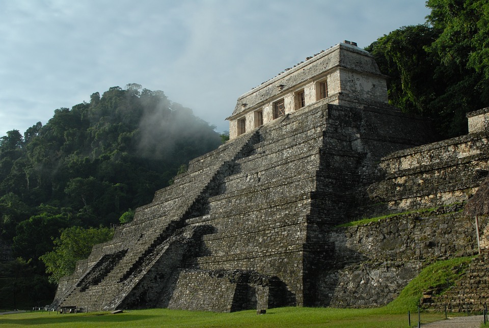 El tema central del Simposio es la relación entre mayas y teotihuacanos. (Foto Prensa Libre: Servicios).