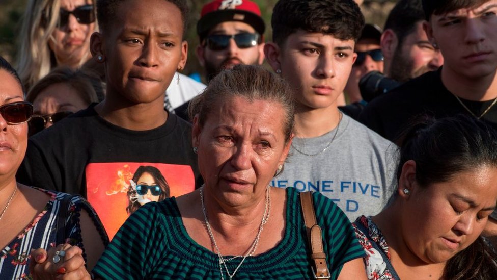 El tiroteo colectivo que dejó al menos 22 muertos en El Paso está siendo tratado por las autoridades como un caso de "terrorismo doméstico". GETTY IMAGES