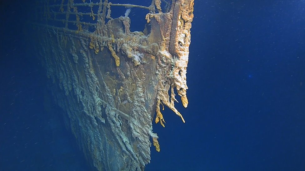 Después de más de 100 años bajo el mar, la proa del Titanic aún es identificable.
