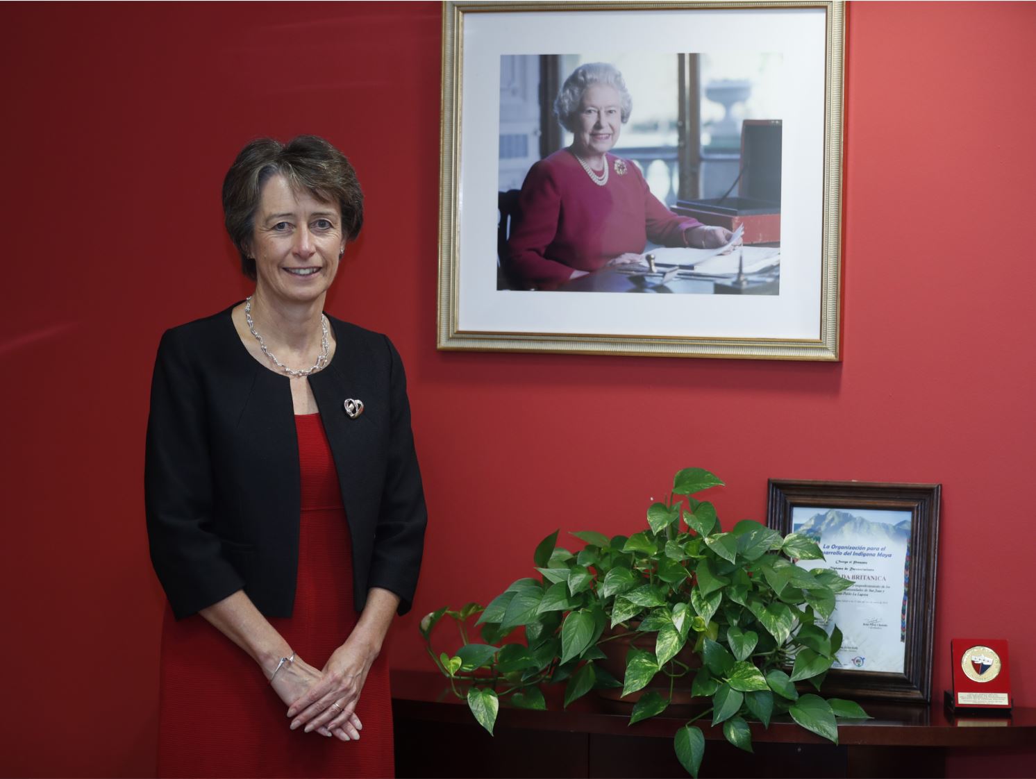 Carolyn Davidson, embajadora del Reino Unido en Guatemala. 